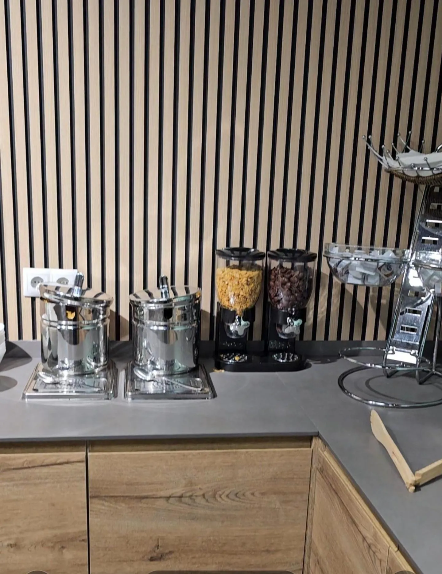 Buffet breakfast in Hotel Villasegura