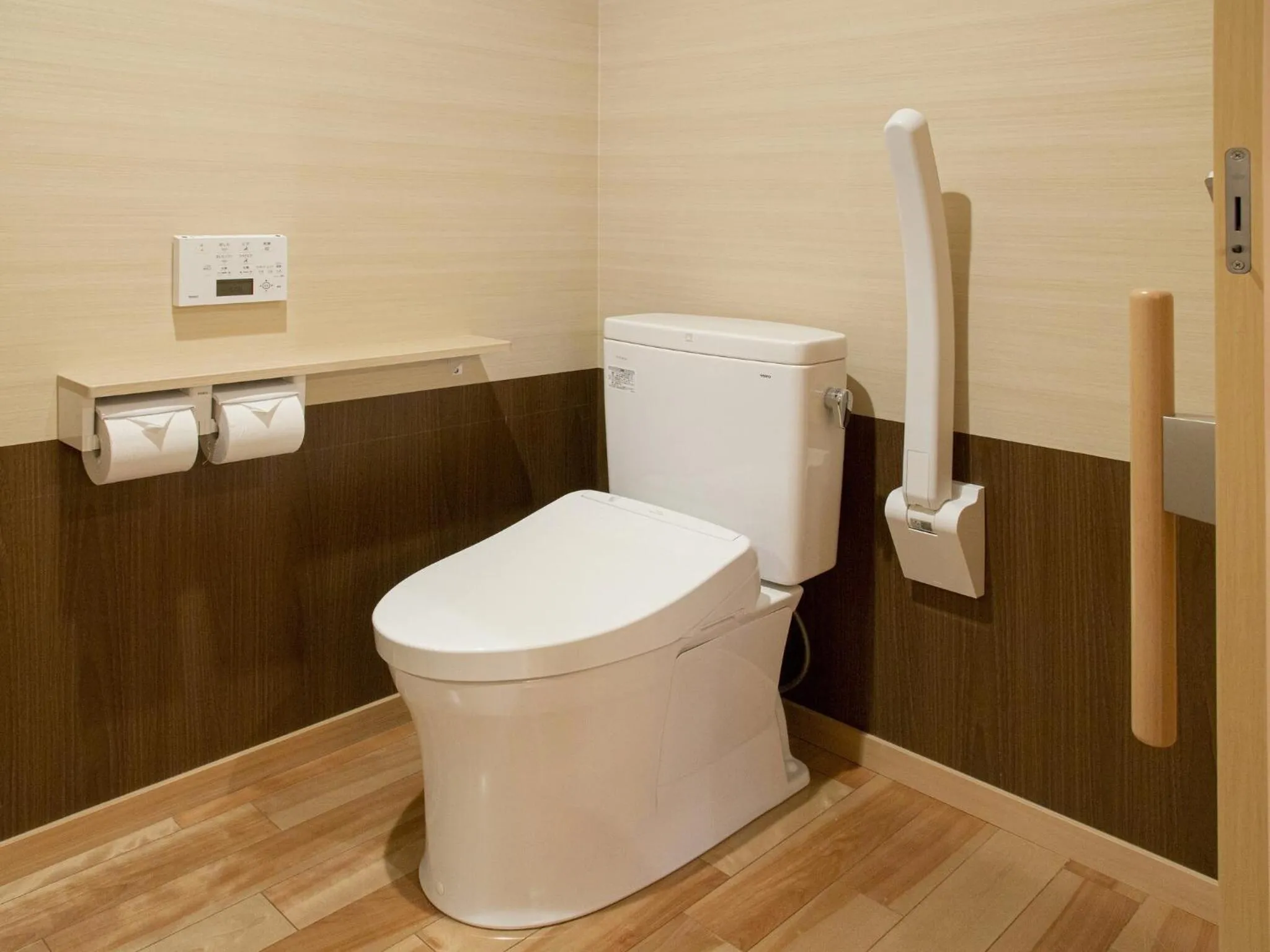 Toilet in Sakaeya Hotel