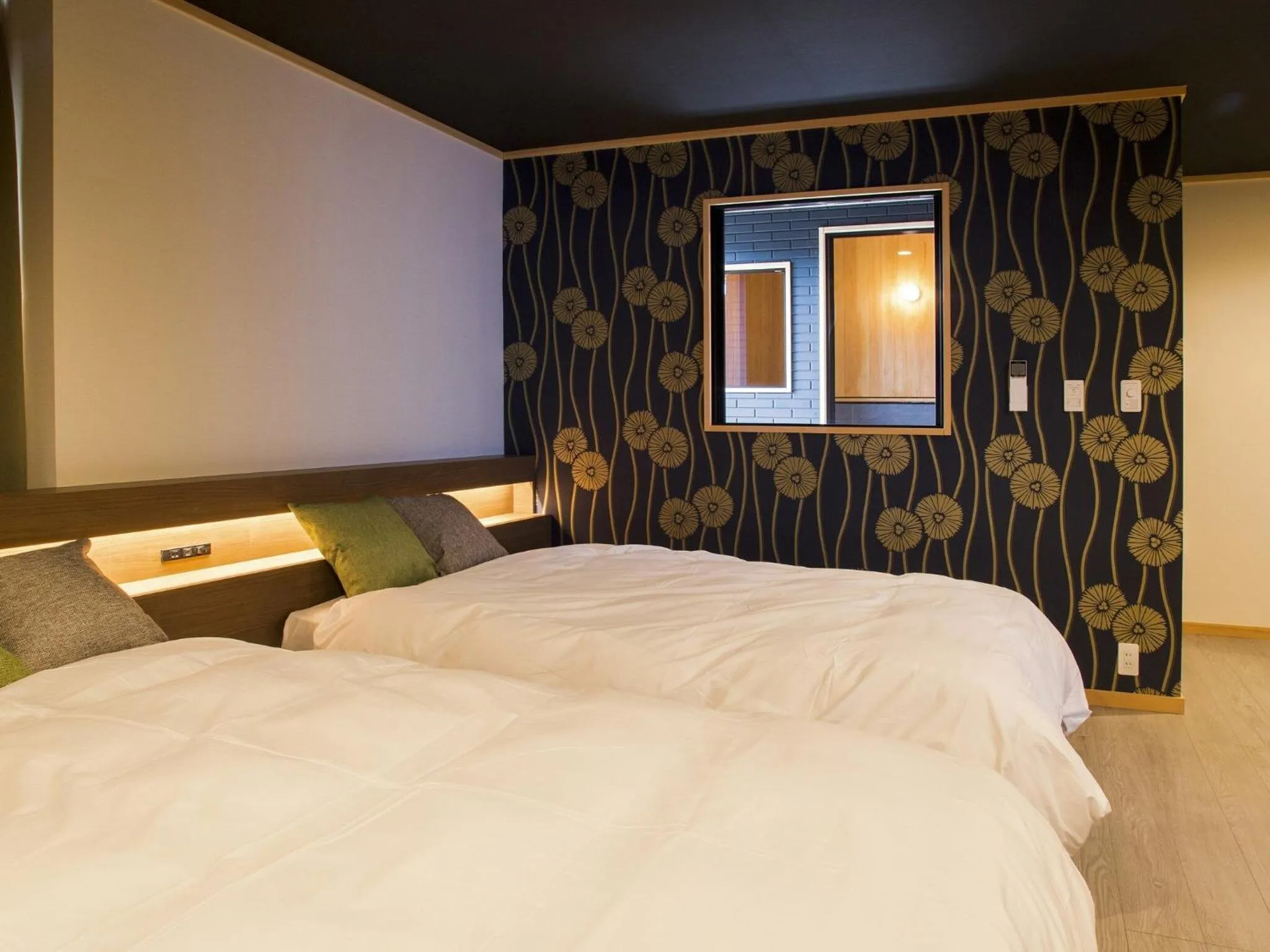 Bed in Sakaeya Hotel