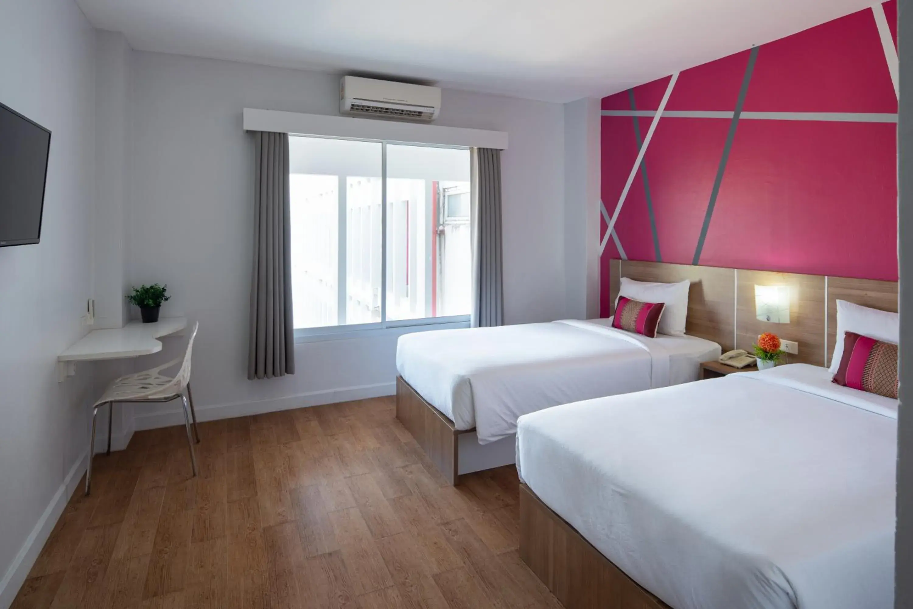 Standard Twin Room with City View in Eco Inn Lite Ubon Ratchathani Standard Twin Room with City View in Eco Inn Lite Ubon Ratchathani
