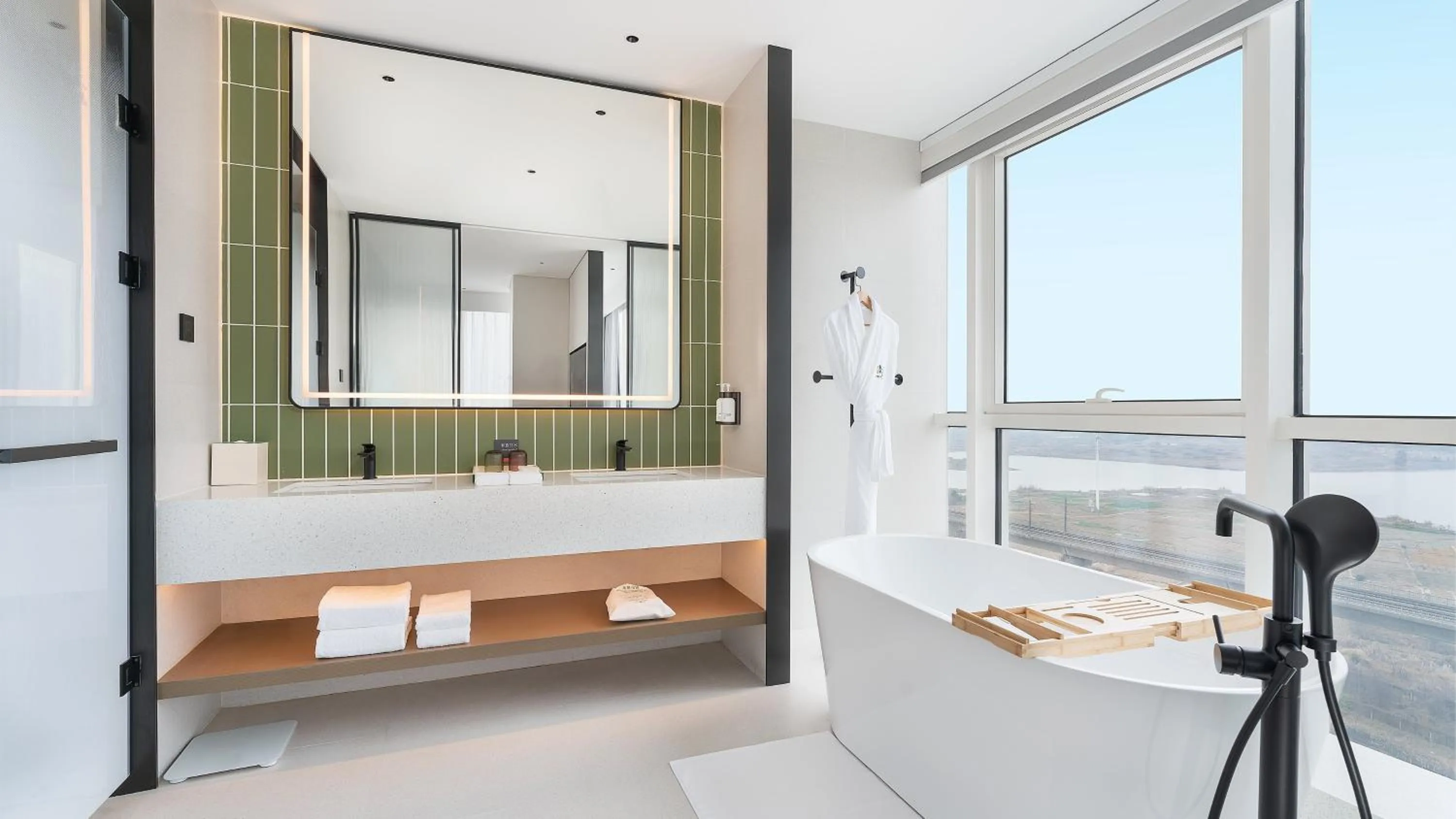 Photo of the whole room in EVEN Hotel Wuhan Airport Zone by IHG