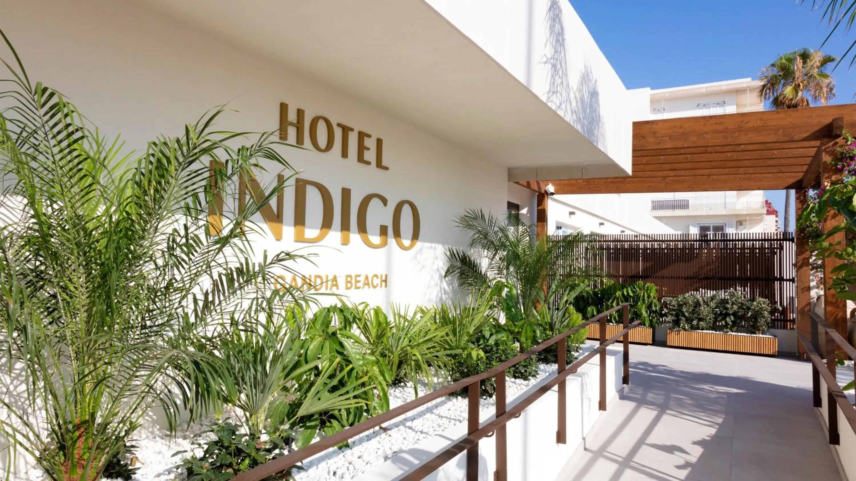 Property building in Hotel Indigo Gandia Beach by IHG