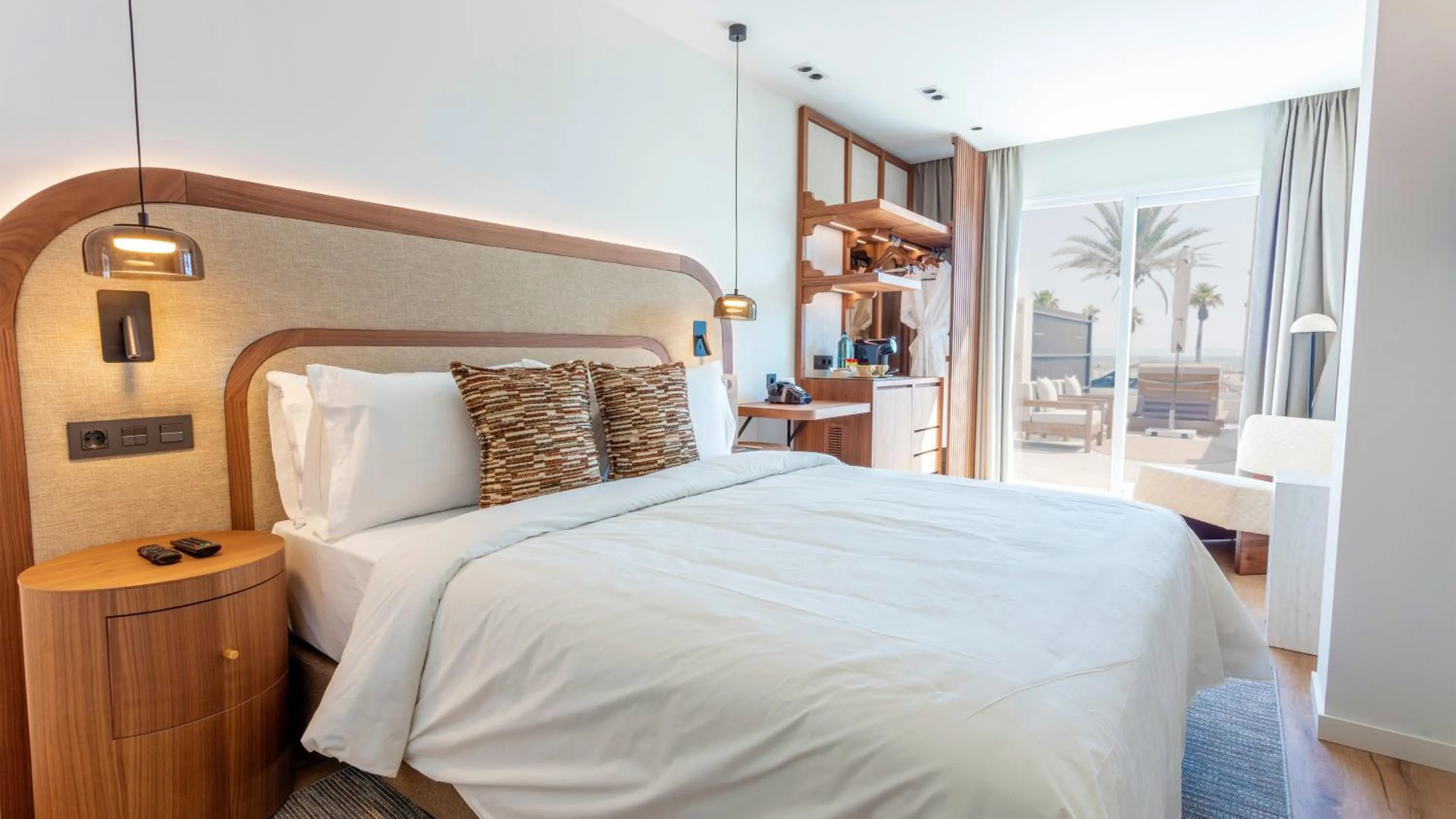 Photo of the whole room, Bed in Hotel Indigo Gandia Beach by IHG