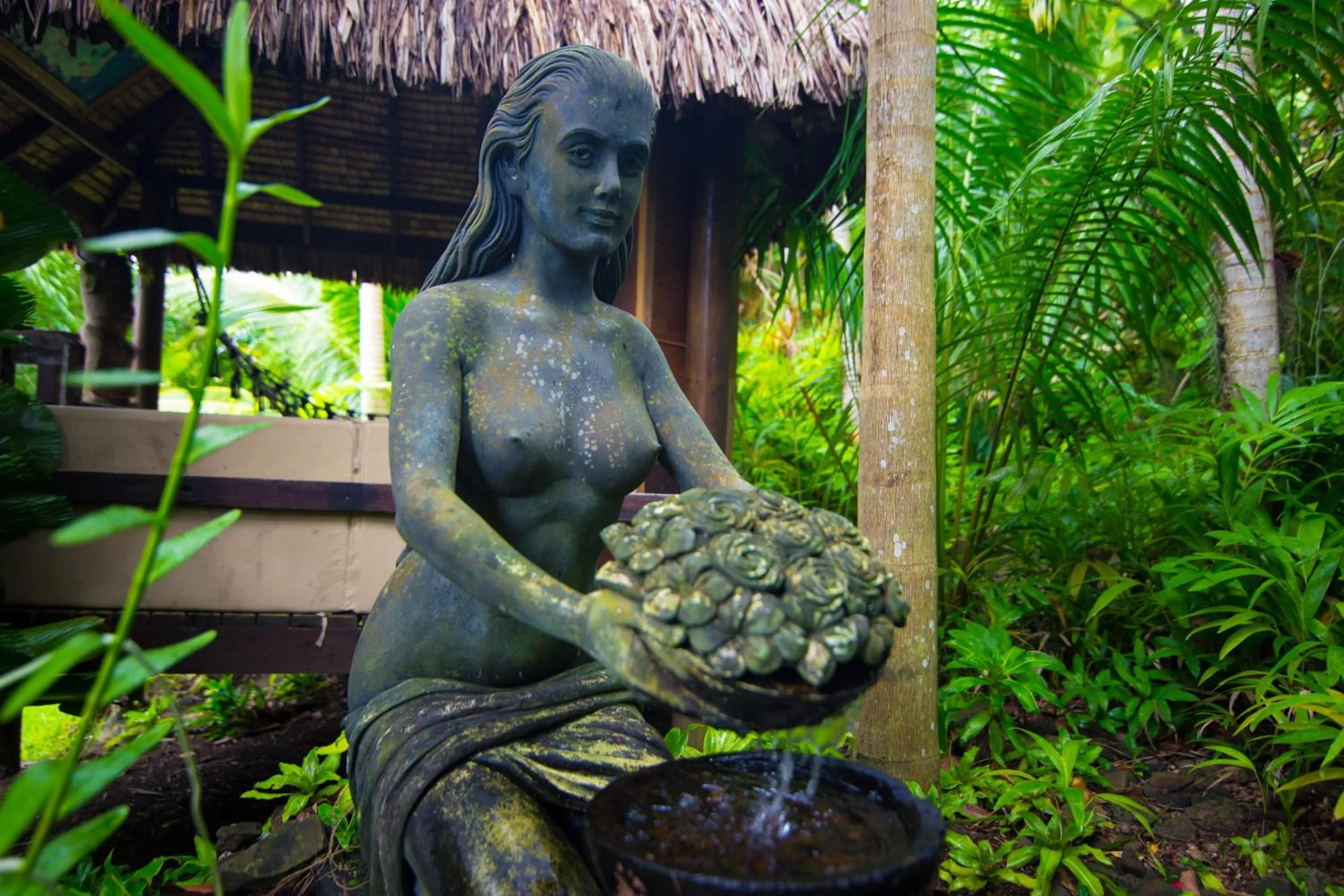 Decorative detail in Rohotu Fare