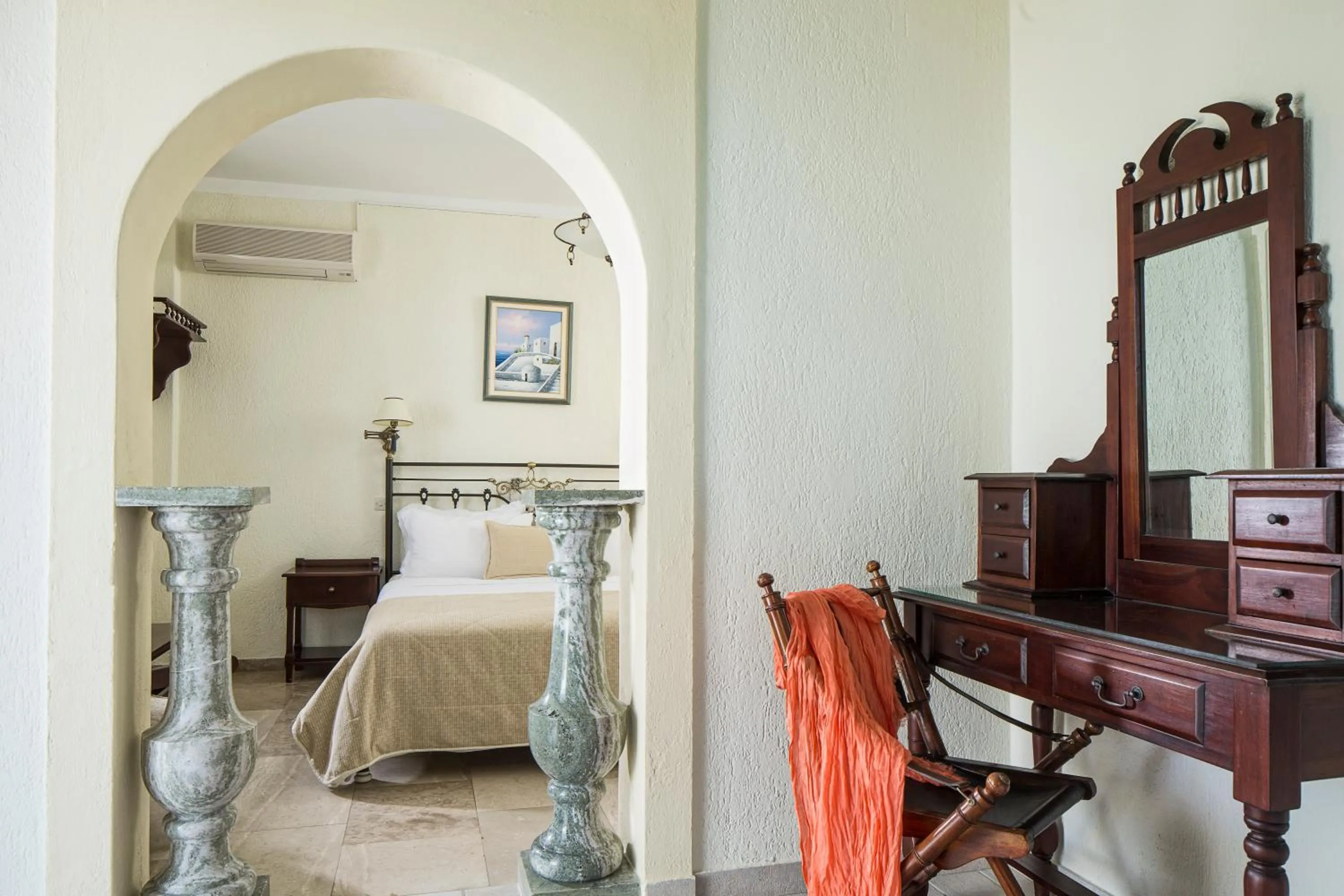 Bed in Contaratos Beach Hotel