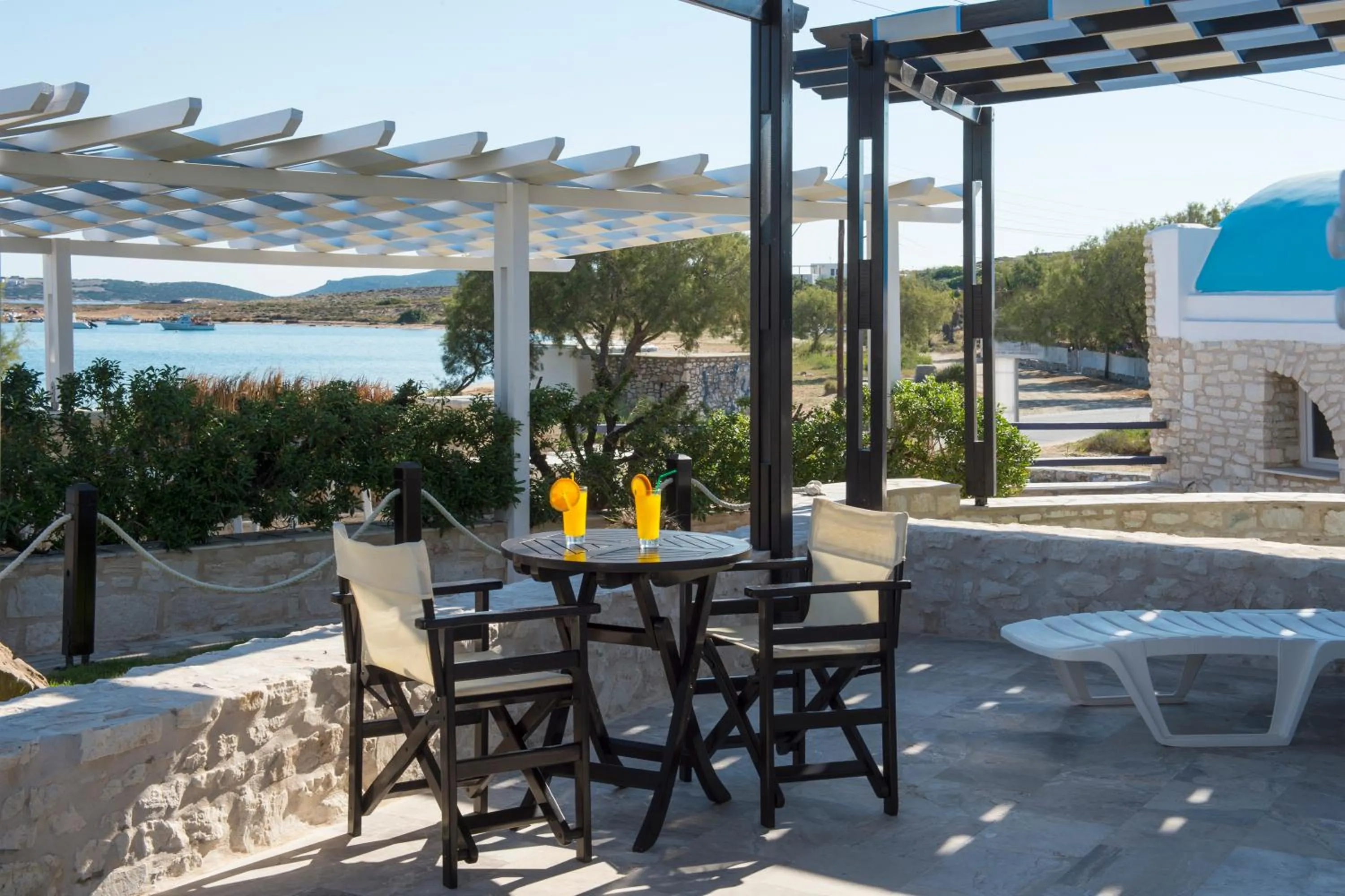 Balcony/Terrace in Contaratos Beach Hotel
