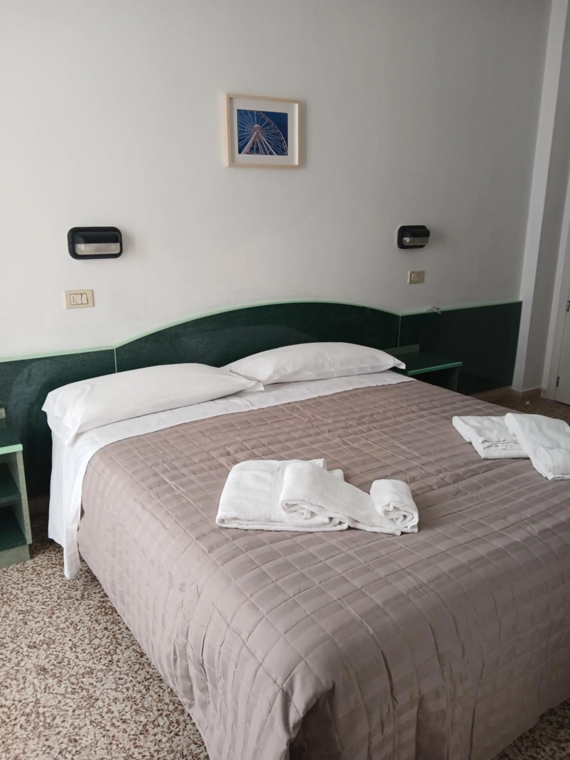 Bed in Hotel Concordia Palace