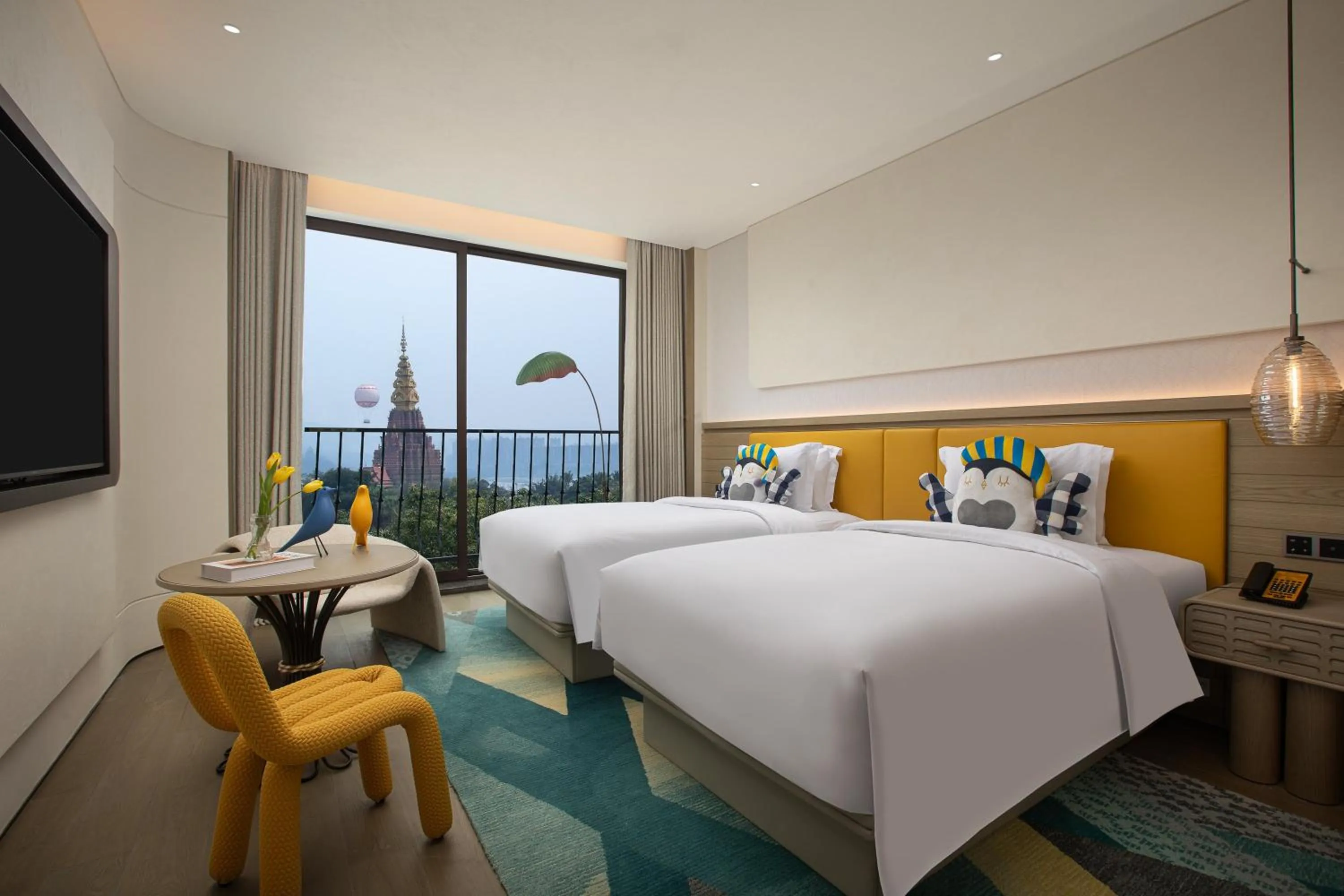 Photo of the whole room, Bed in voco Xishuangbanna Gaozhuang by IHG