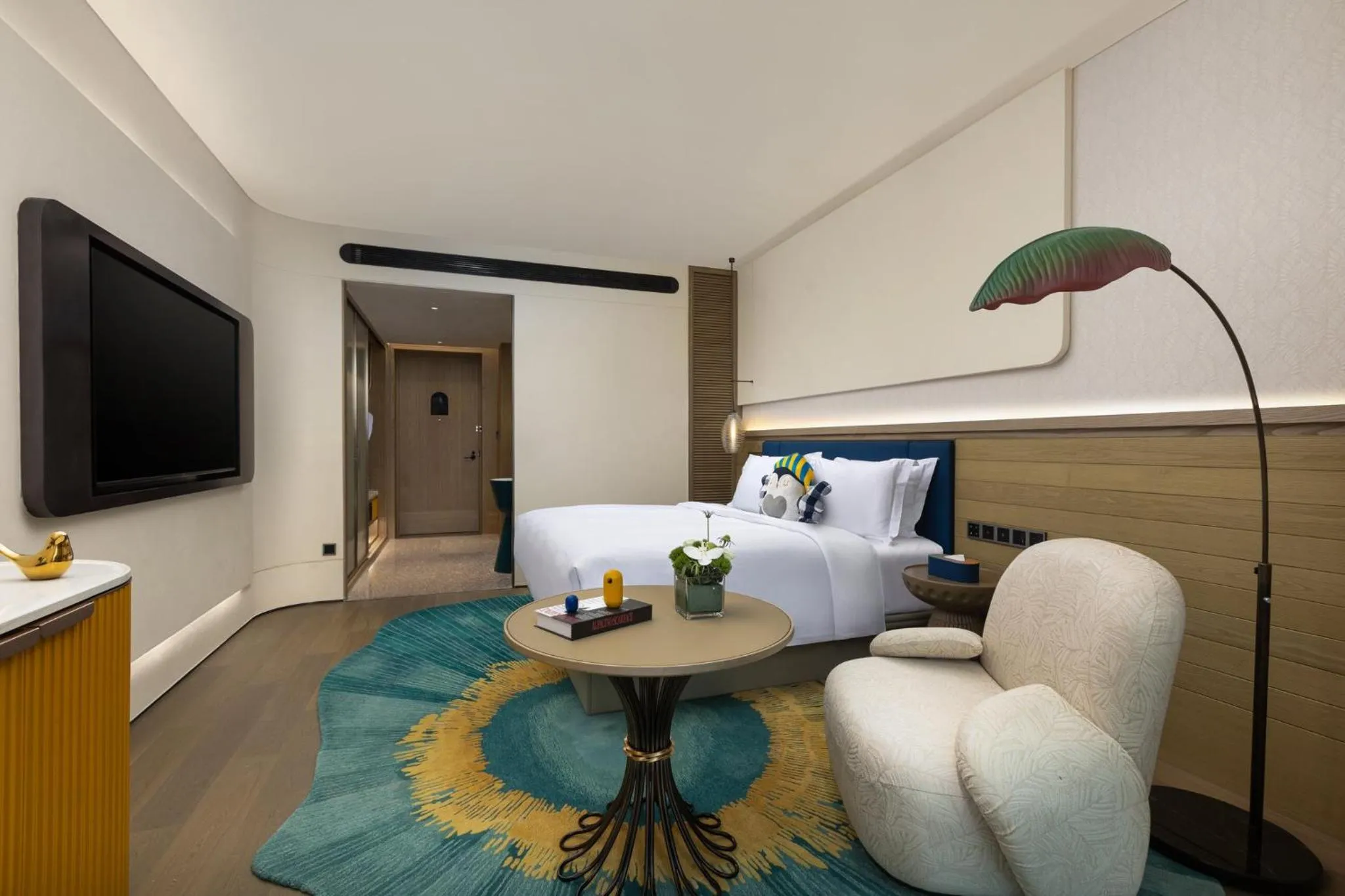 Photo of the whole room, Bed in voco Xishuangbanna Gaozhuang by IHG