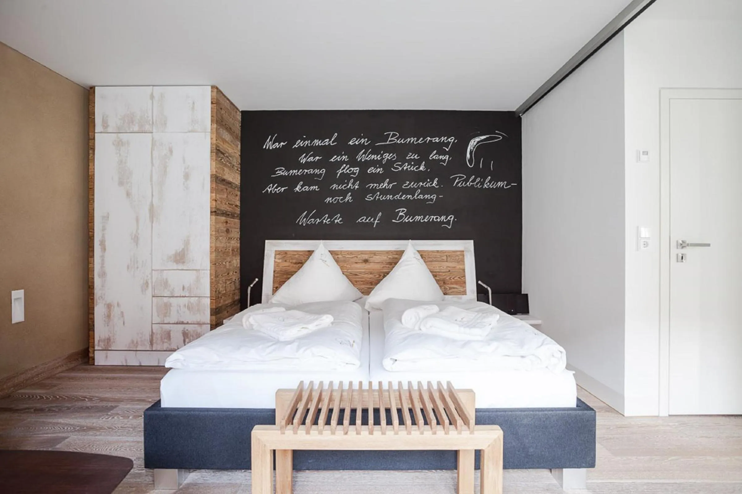 Photo of the whole room, Bed in Inselhotel Ringelnatz