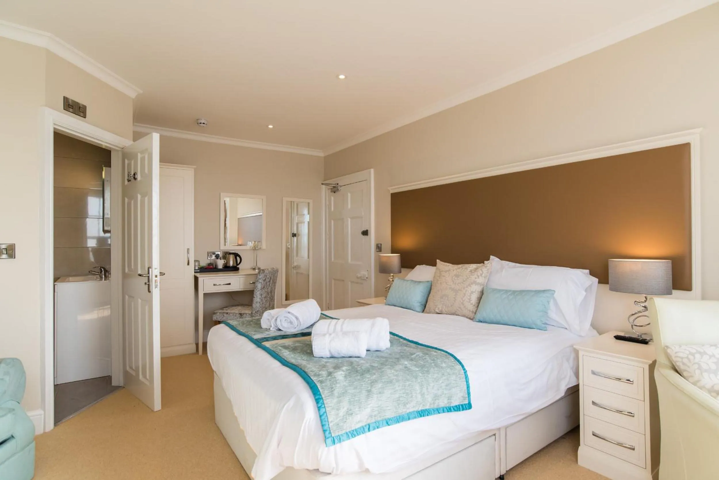 Bed in No 46 Marine Terrace