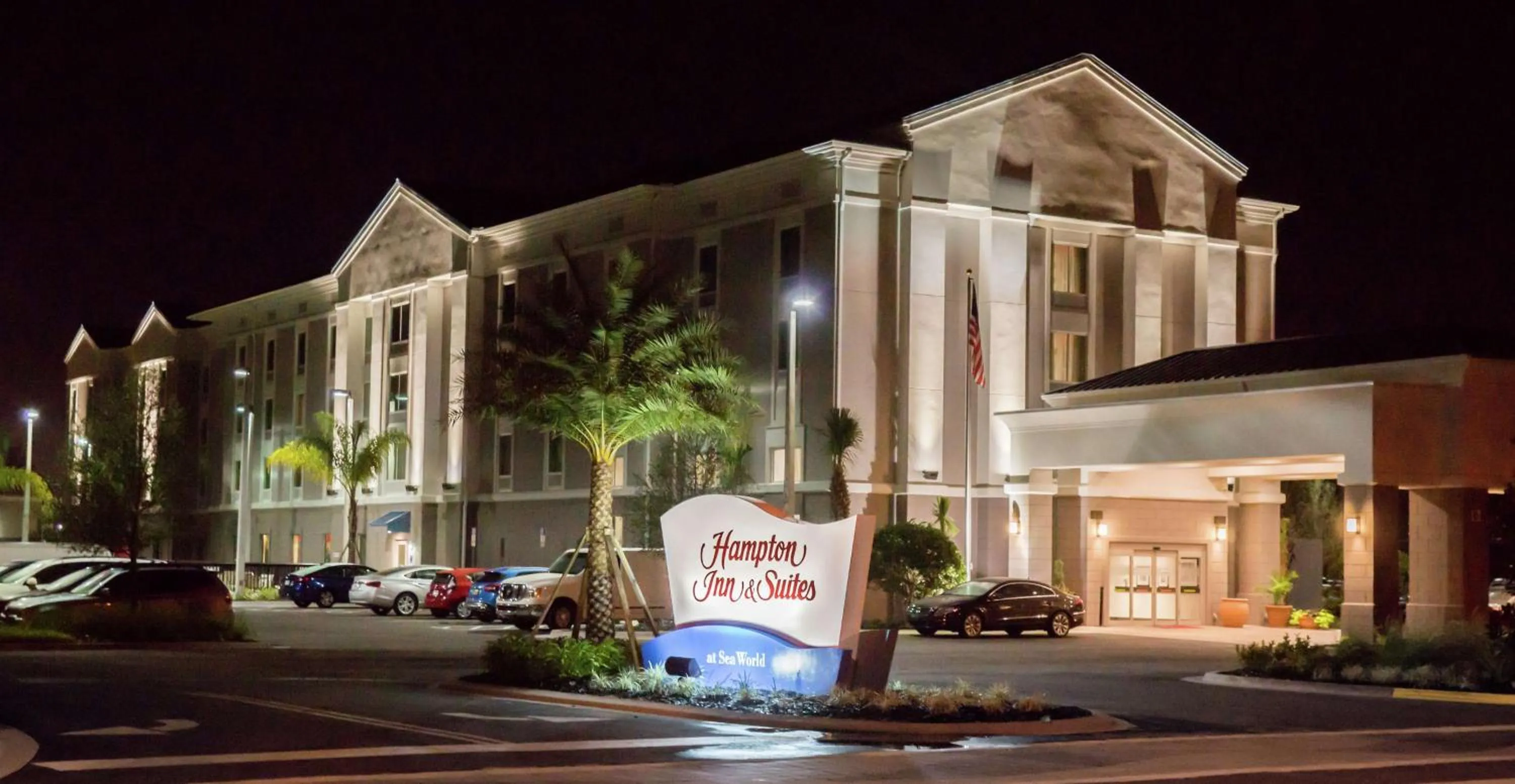 Property building in Hampton Inn & Suites Orlando near SeaWorld
