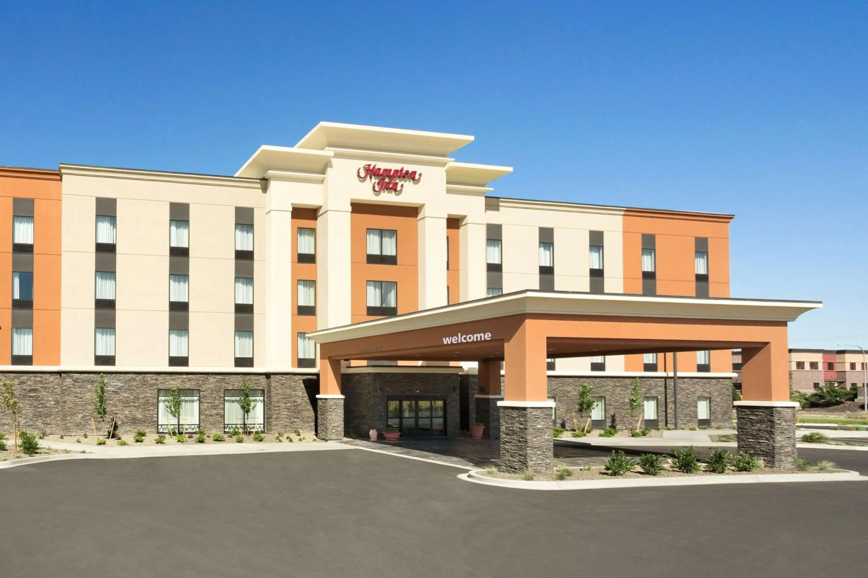 Property building in Hampton Inn by Hilton Kennewick at Southridge
