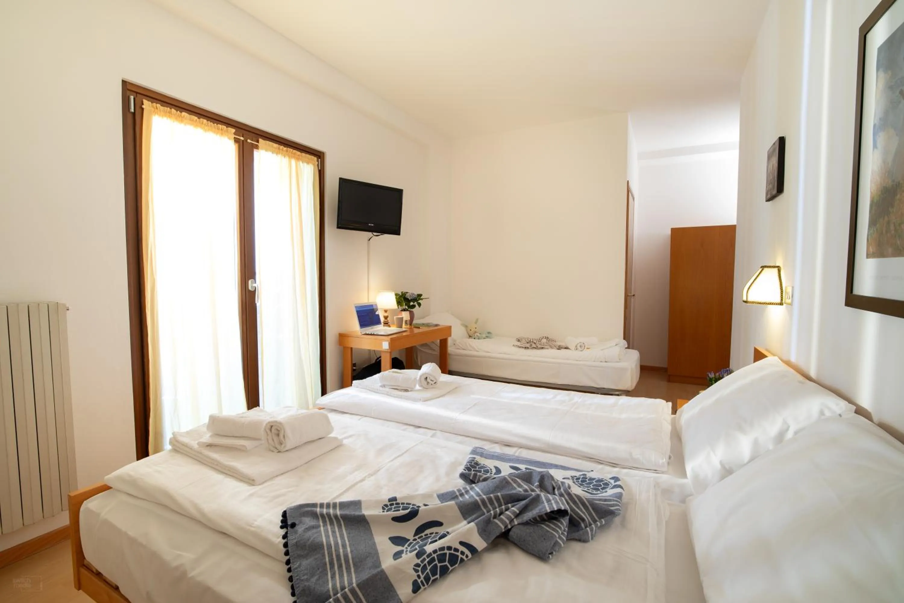 View (from property/room), Bed in Residence Panorama