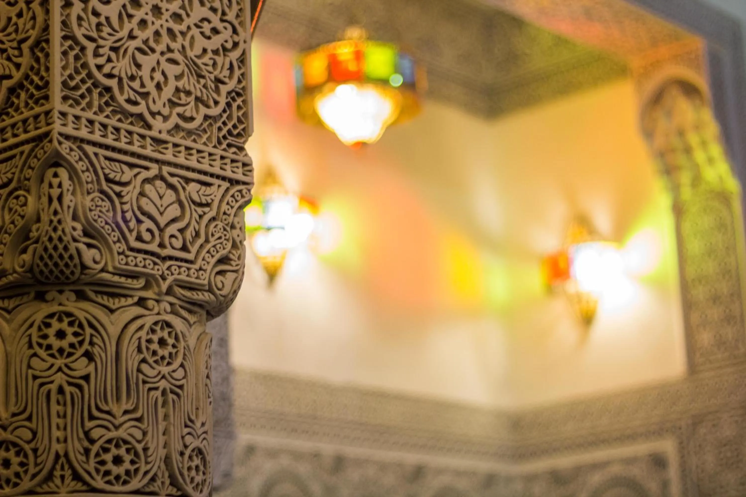 Communal lounge/ TV room in Riad Tahra & Spa