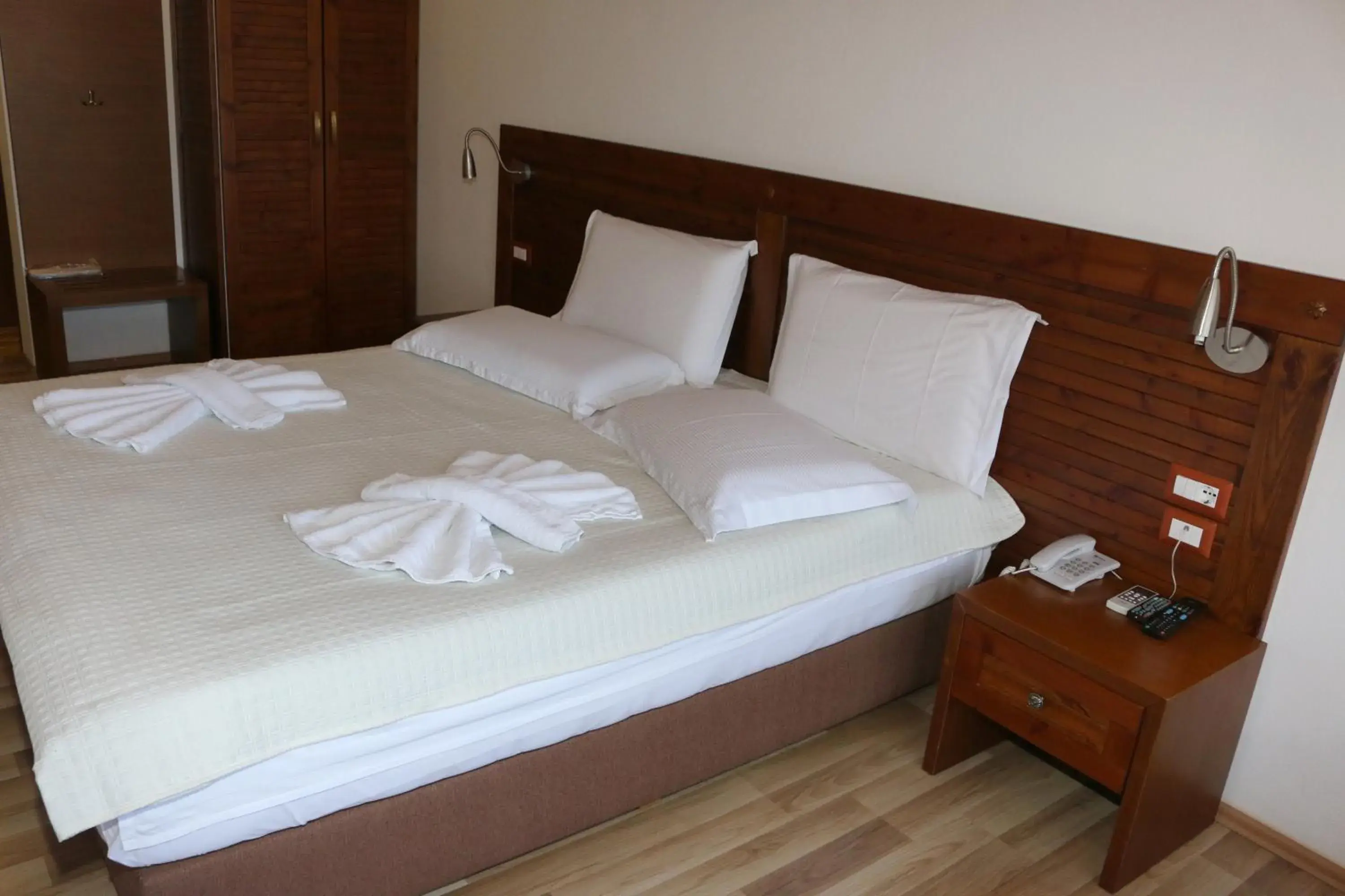 Double or Twin Room with City View in Hotel Kodra Double or Twin Room with City View in Hotel Kodra