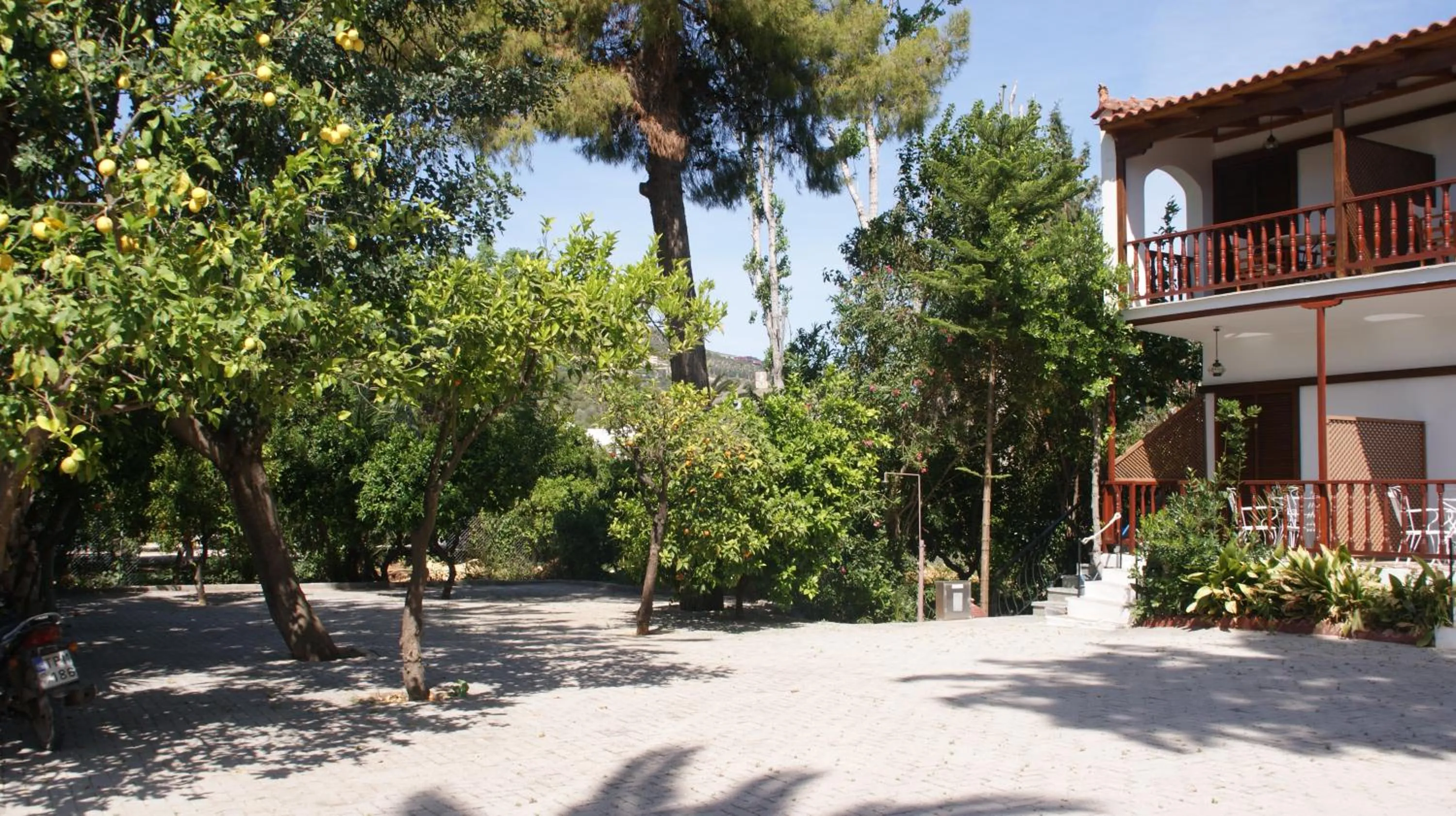 Property building in Villa Christina