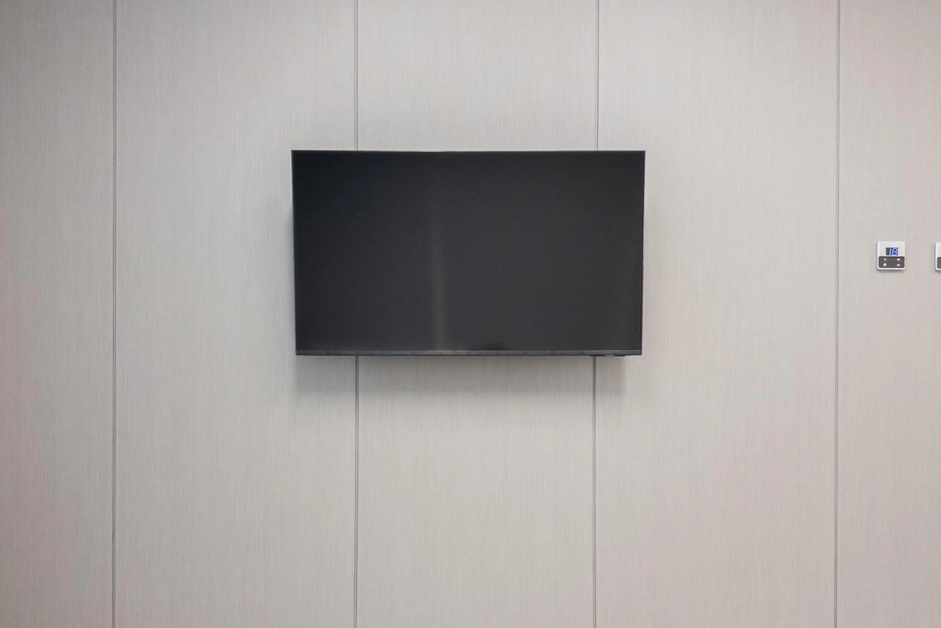 TV and multimedia in Hotel Wavellent Yangyang