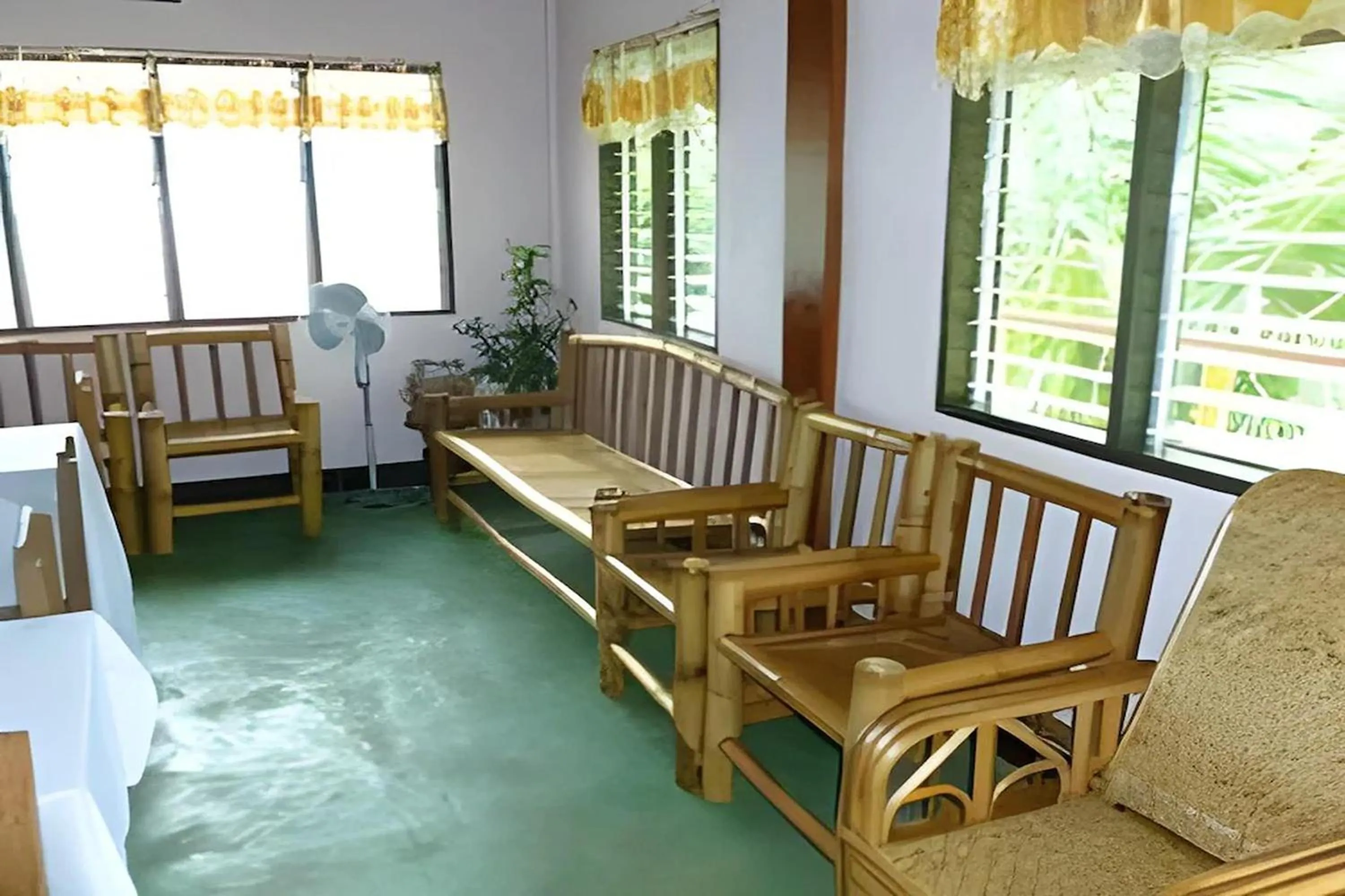 Seating area in D & A Seaside Cottages