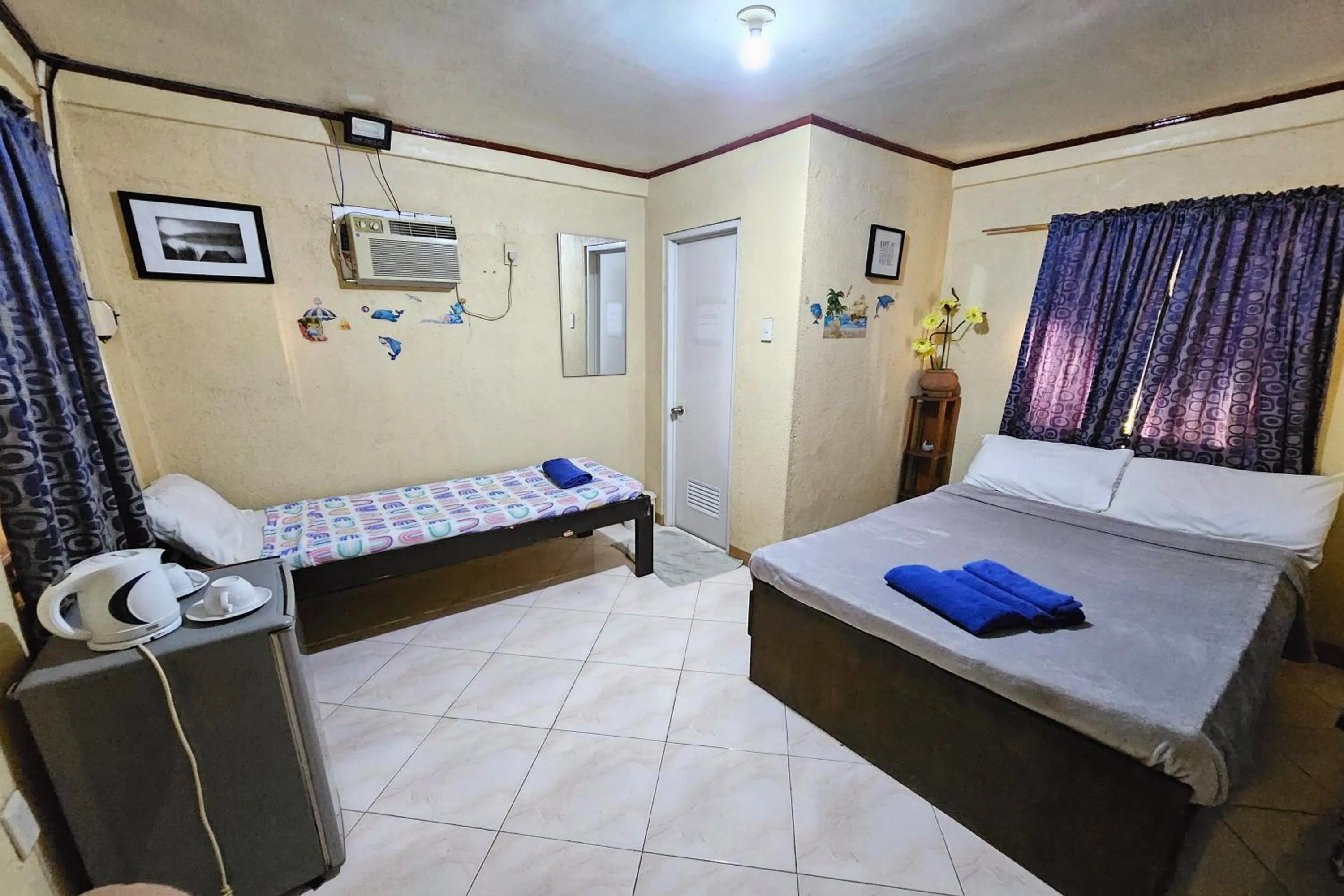 Bed in D & A Seaside Cottages