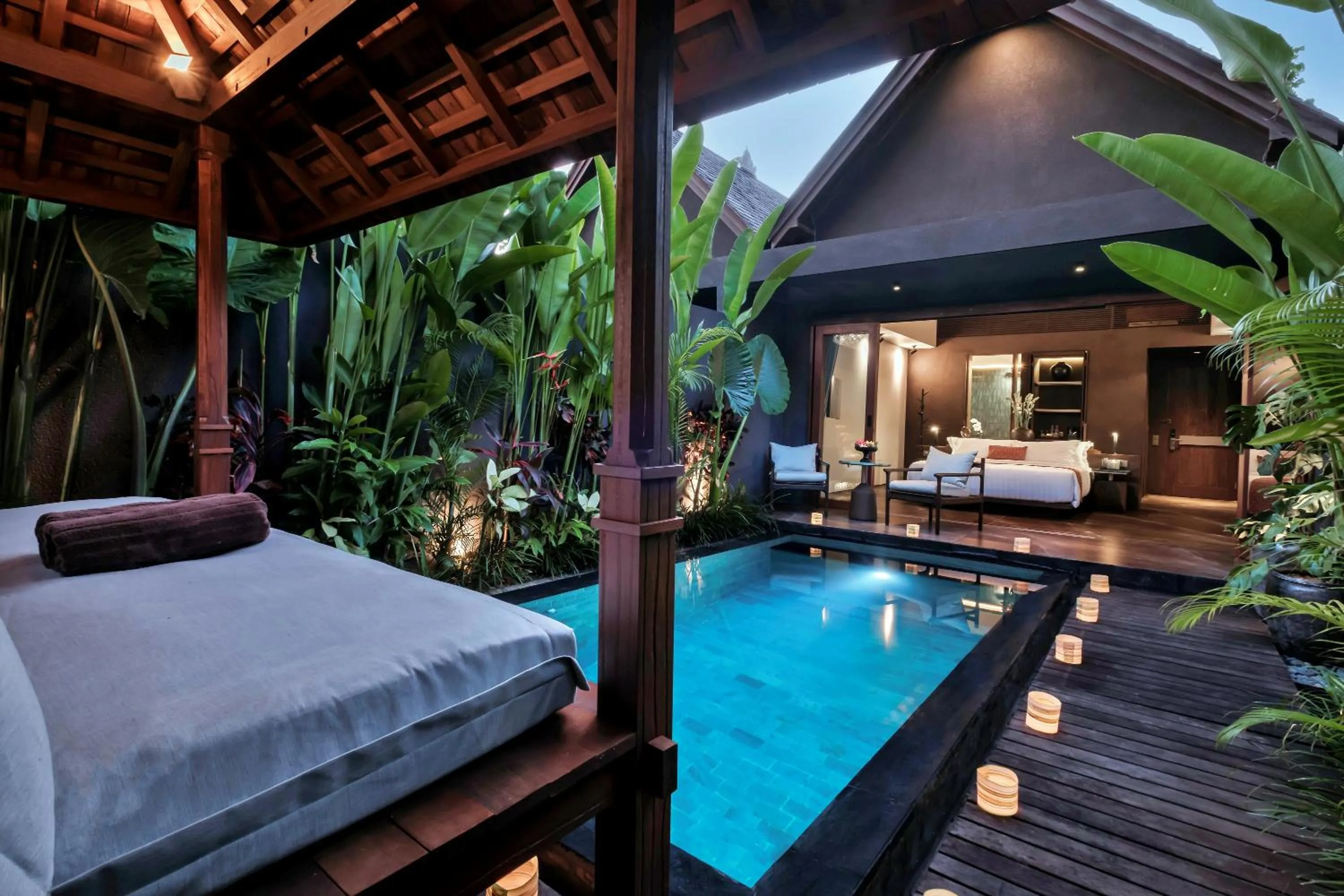 Bed in Mayaloka Villas Ubud