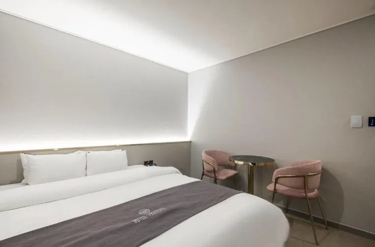 Bed in Hotel 7 Bricks Gwangju Sangmu