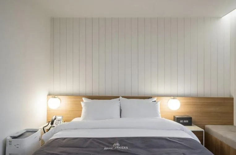 Bed in Hotel 7 Bricks Gwangju Sangmu