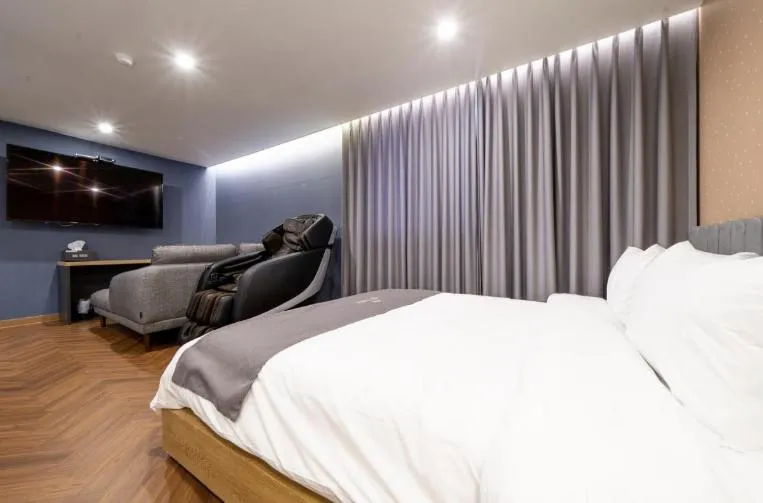 Bed in Hotel 7 Bricks Gwangju Sangmu