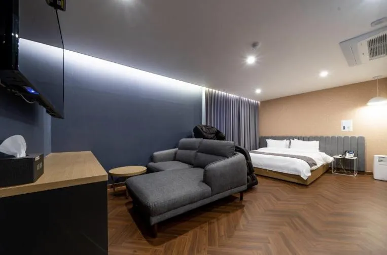 Bed in Hotel 7 Bricks Gwangju Sangmu