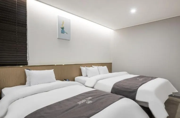 Bed in Hotel 7 Bricks Gwangju Sangmu