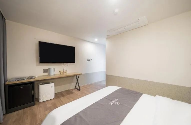 Bed in Hotel 7 Bricks Gwangju Sangmu