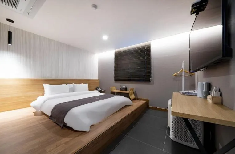 Bed in Hotel 7 Bricks Gwangju Sangmu