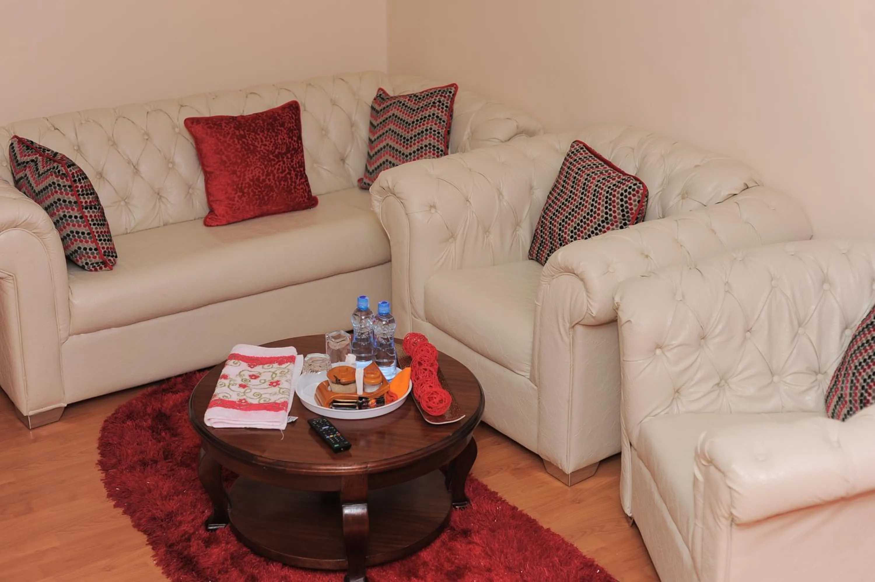 Coffee/tea facilities in Davis Court