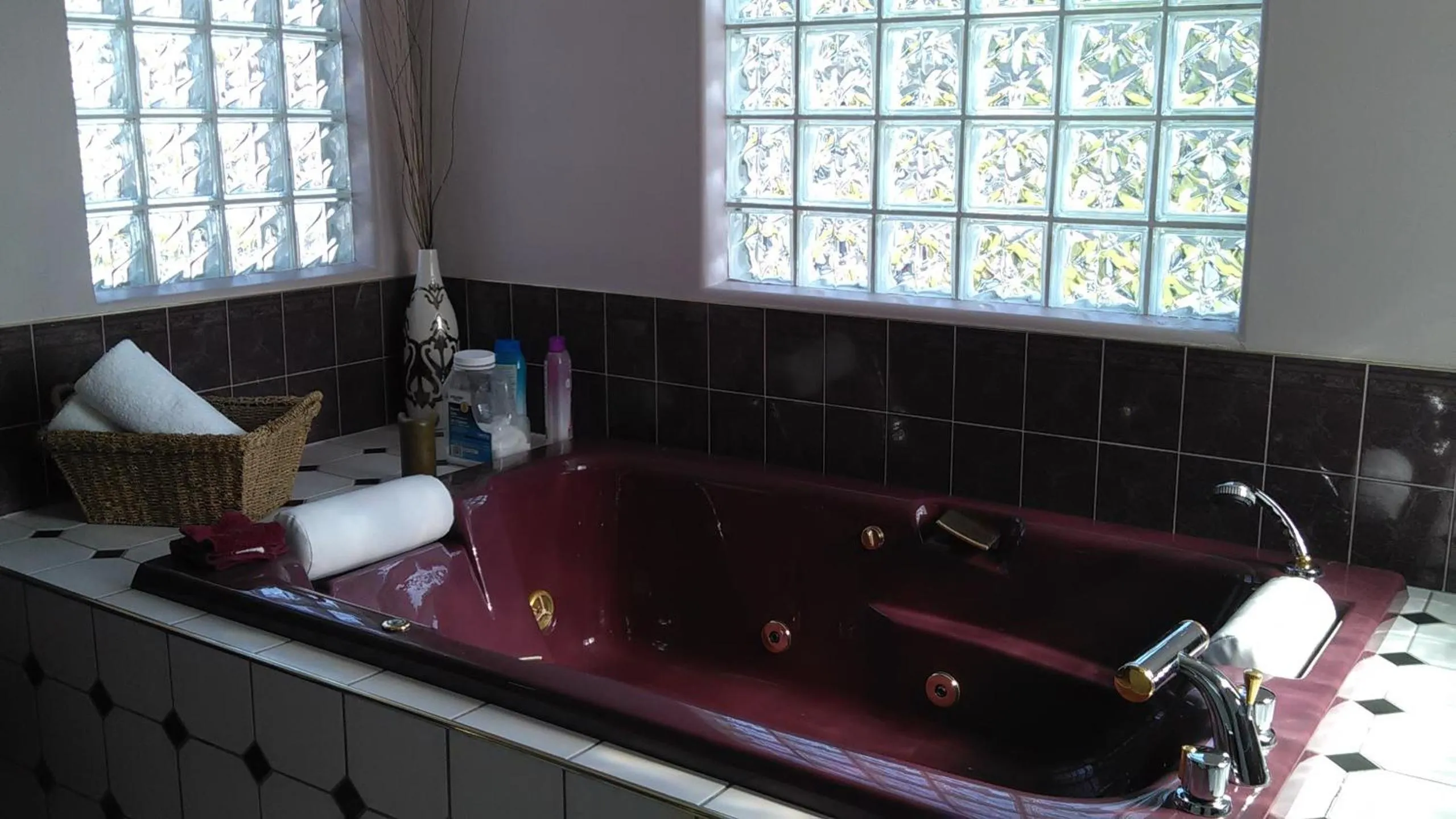 Eagle Close Executive B&B