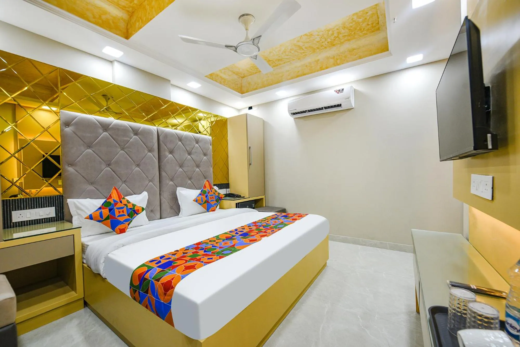 Bed in FabHotel Grand Palazzo Near Paschim Vihar