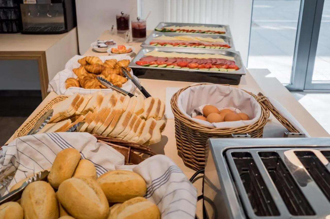 Food and drinks in AR City Hotel Berlin