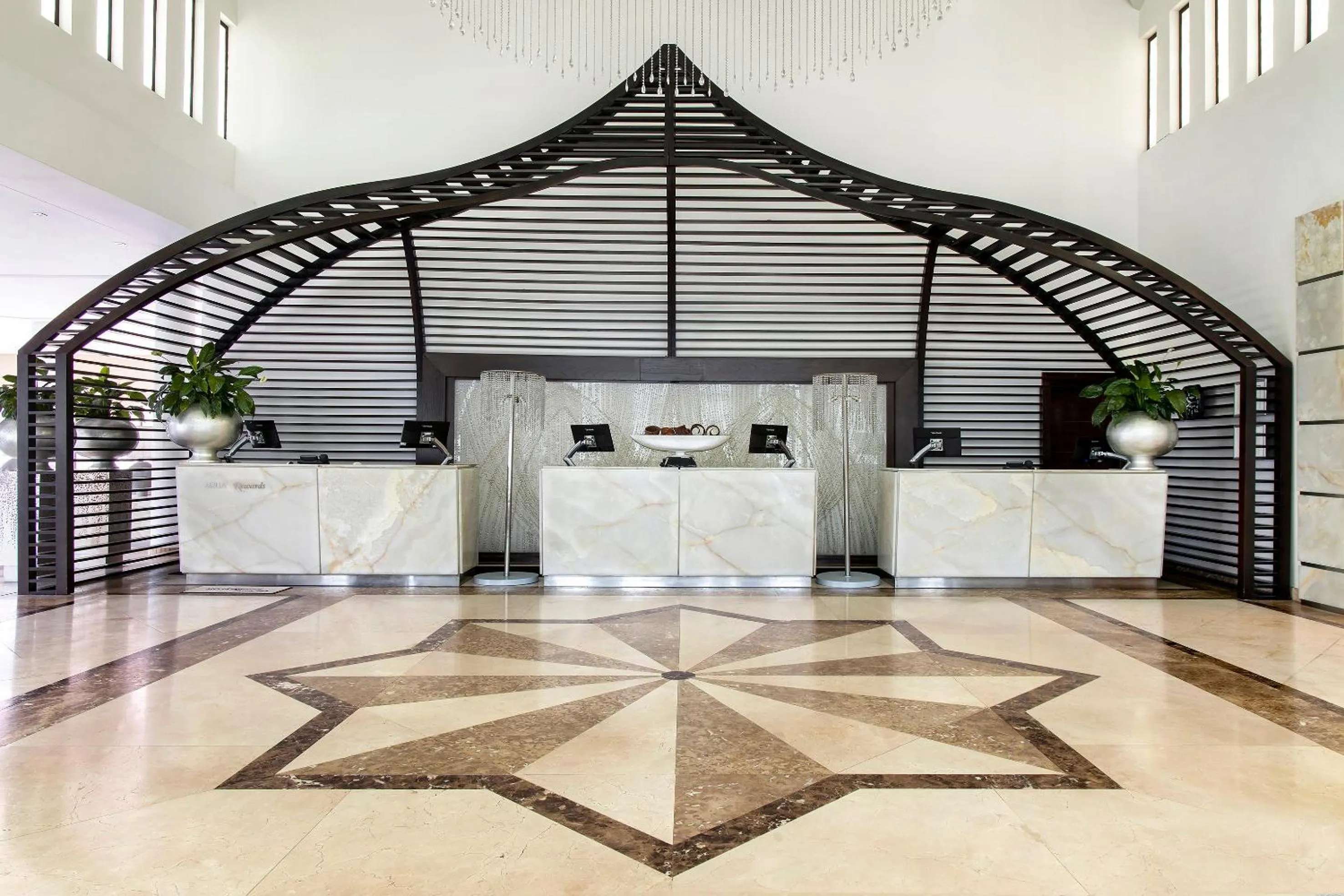 Lobby or reception in Gran Melia Palacio de Isora Resort & Spa