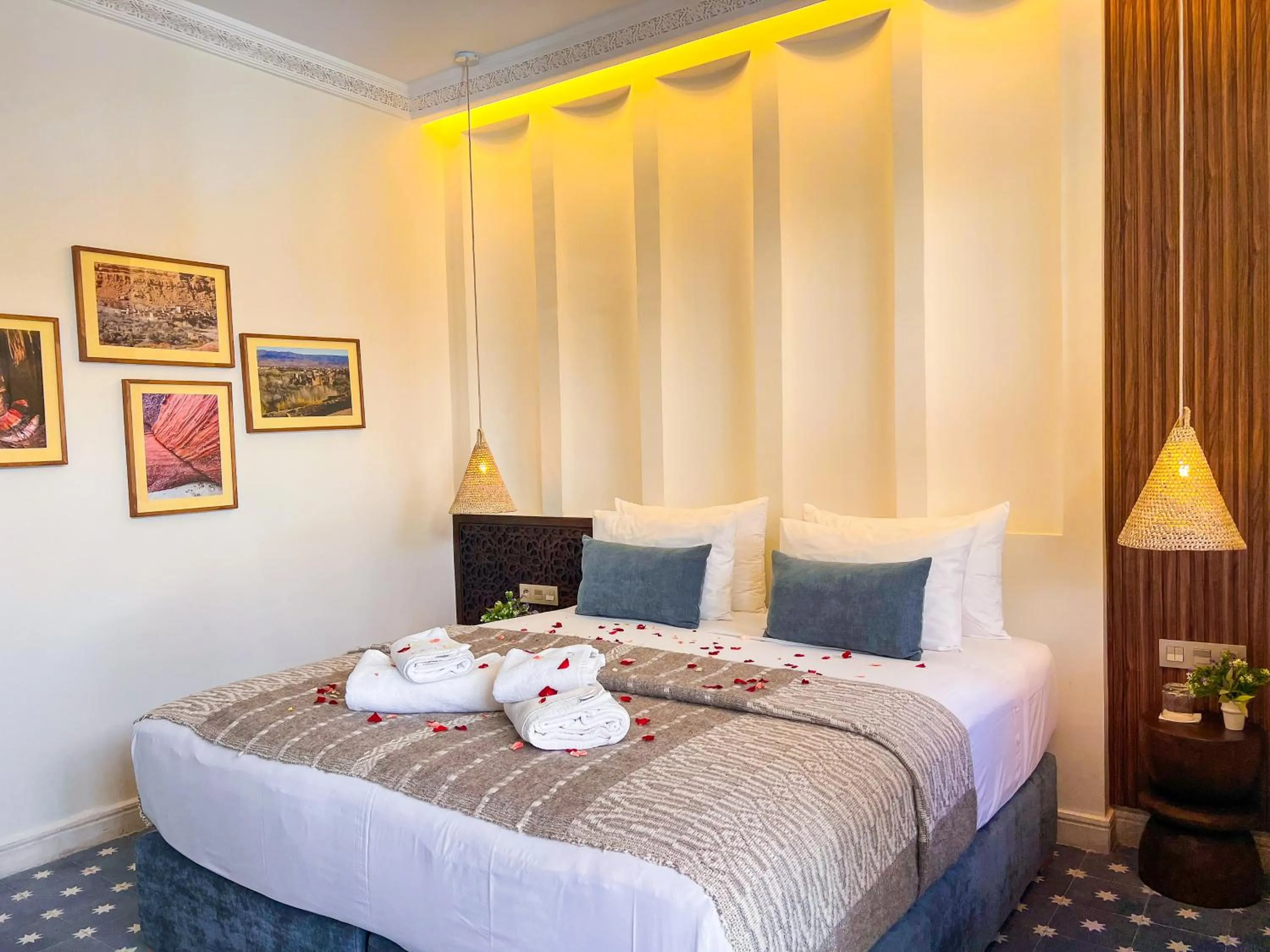 Bed in Riad Kech One & Spa
