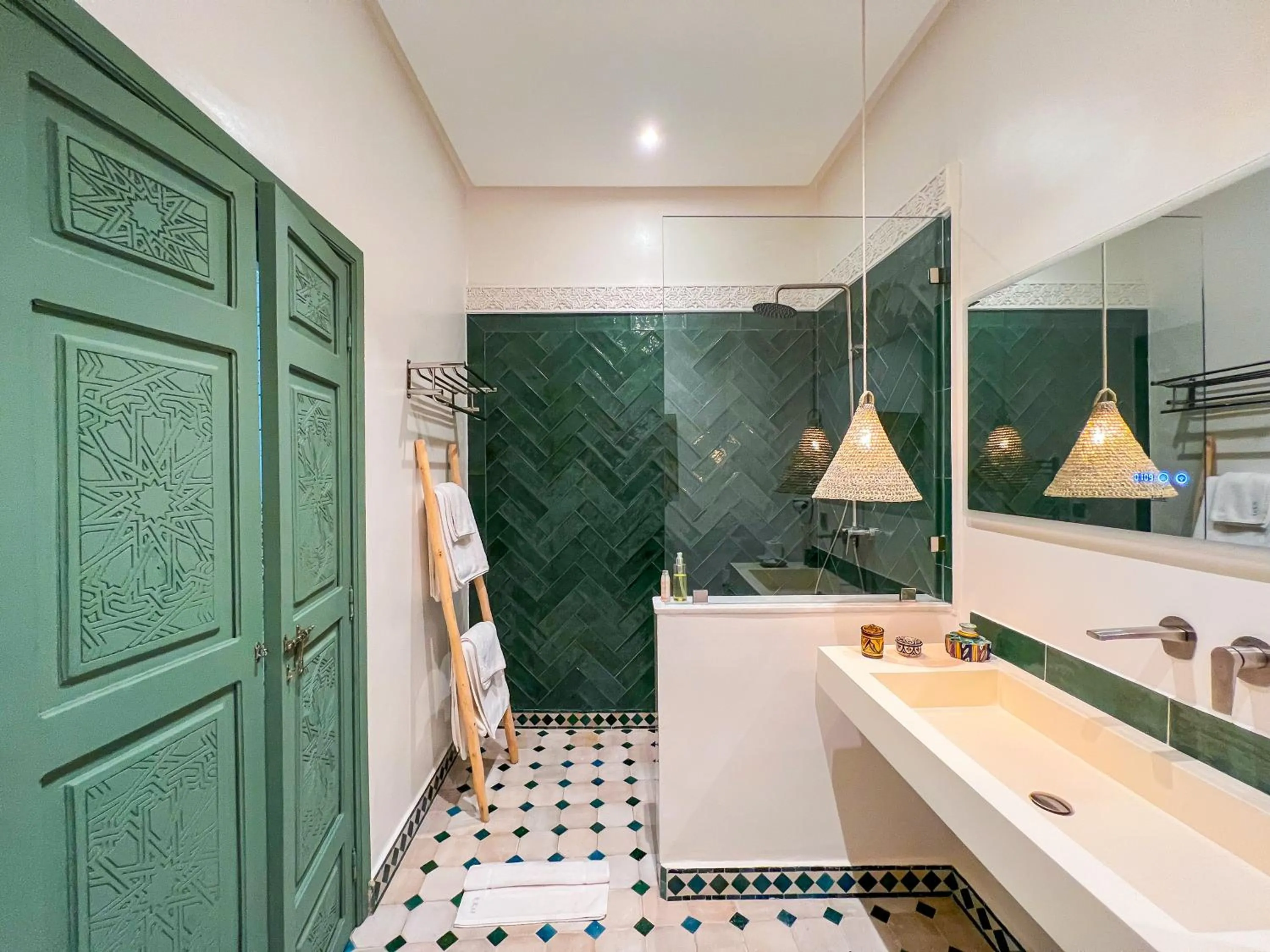 Shower in Riad Kech One & Spa