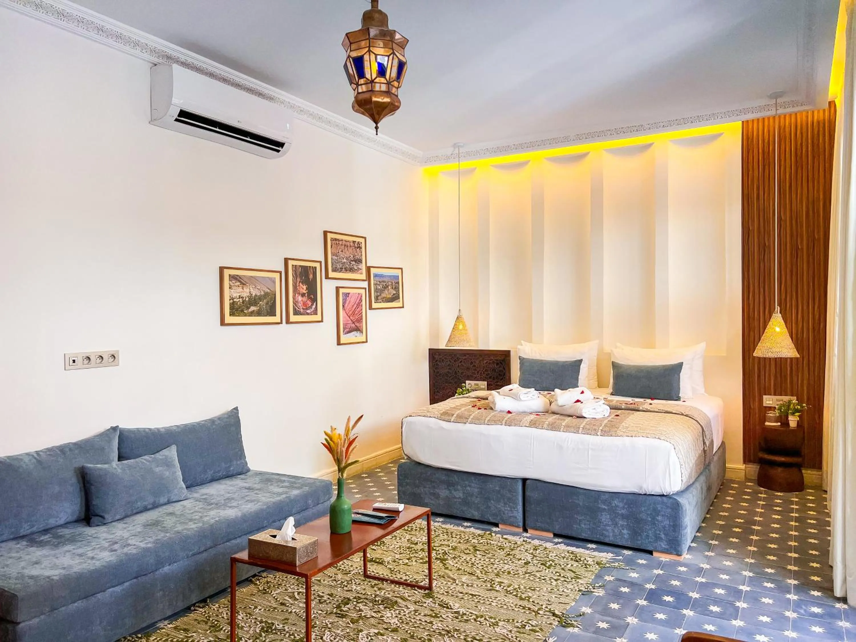 Bed in Riad Kech One & Spa