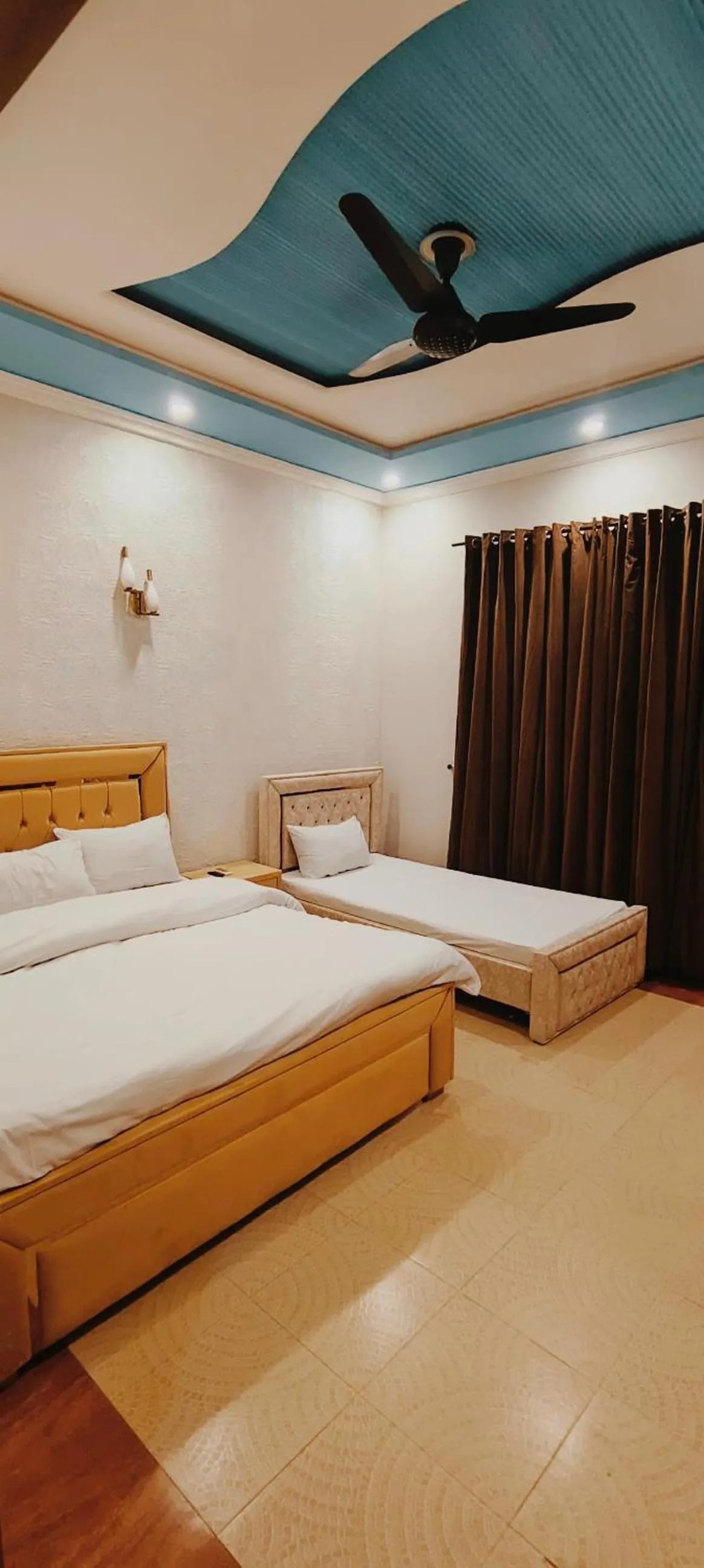 Bed in Morbex Inn Hotel Islamabad