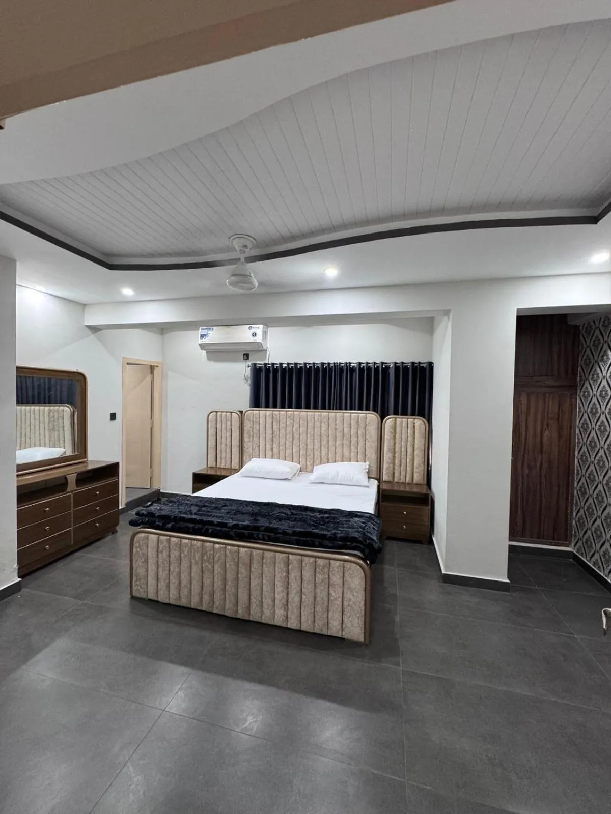 Bed in Morbex Inn Hotel Islamabad