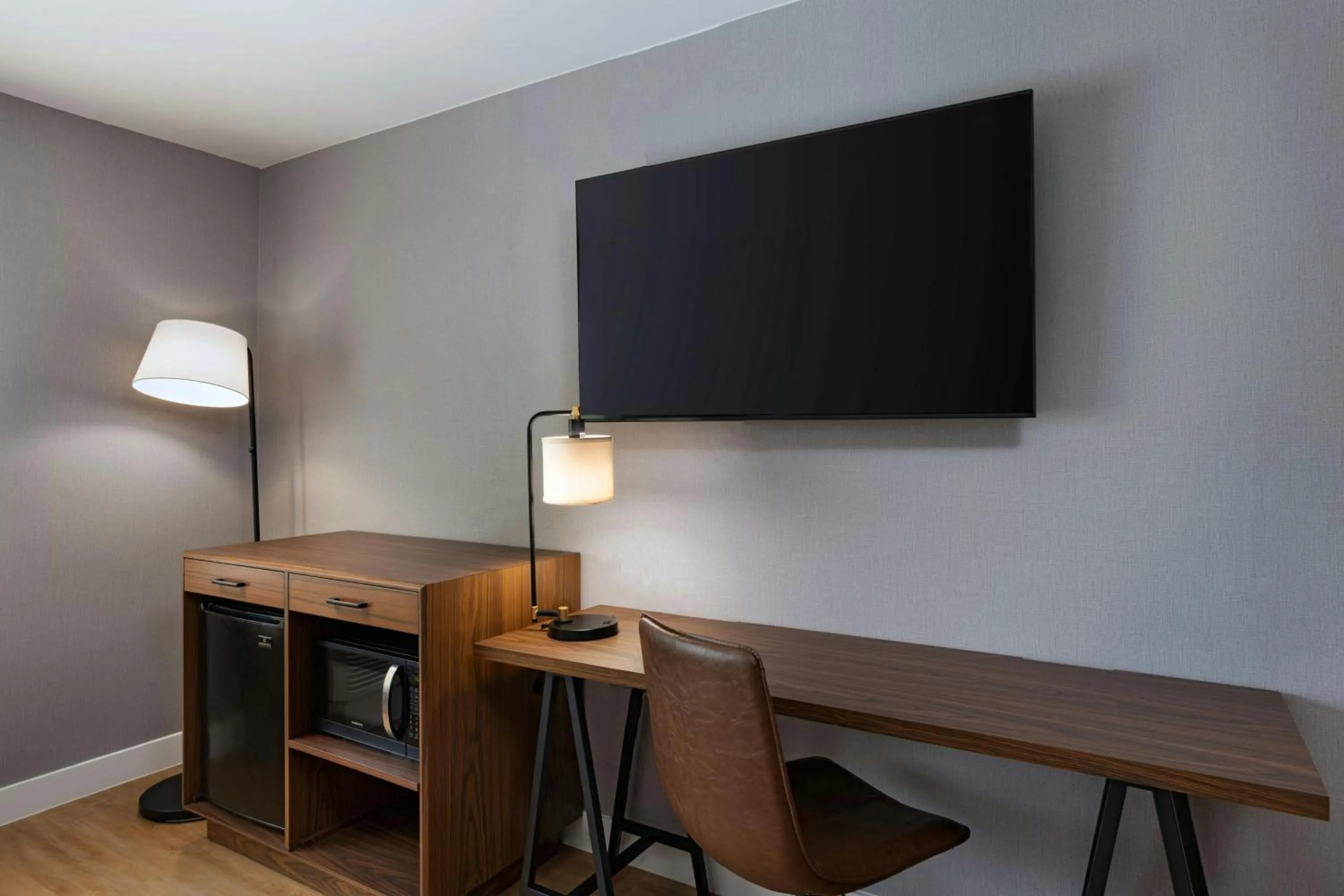 Photo of the whole room in Four Points by Sheraton Austin Airport