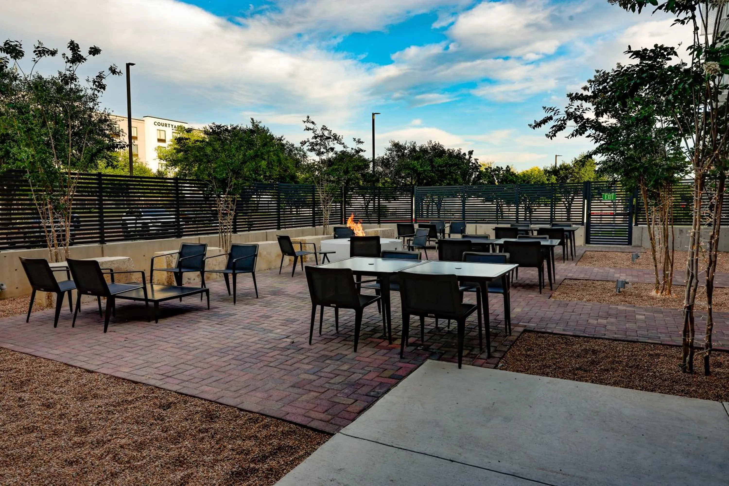 Patio in Four Points by Sheraton Austin Airport