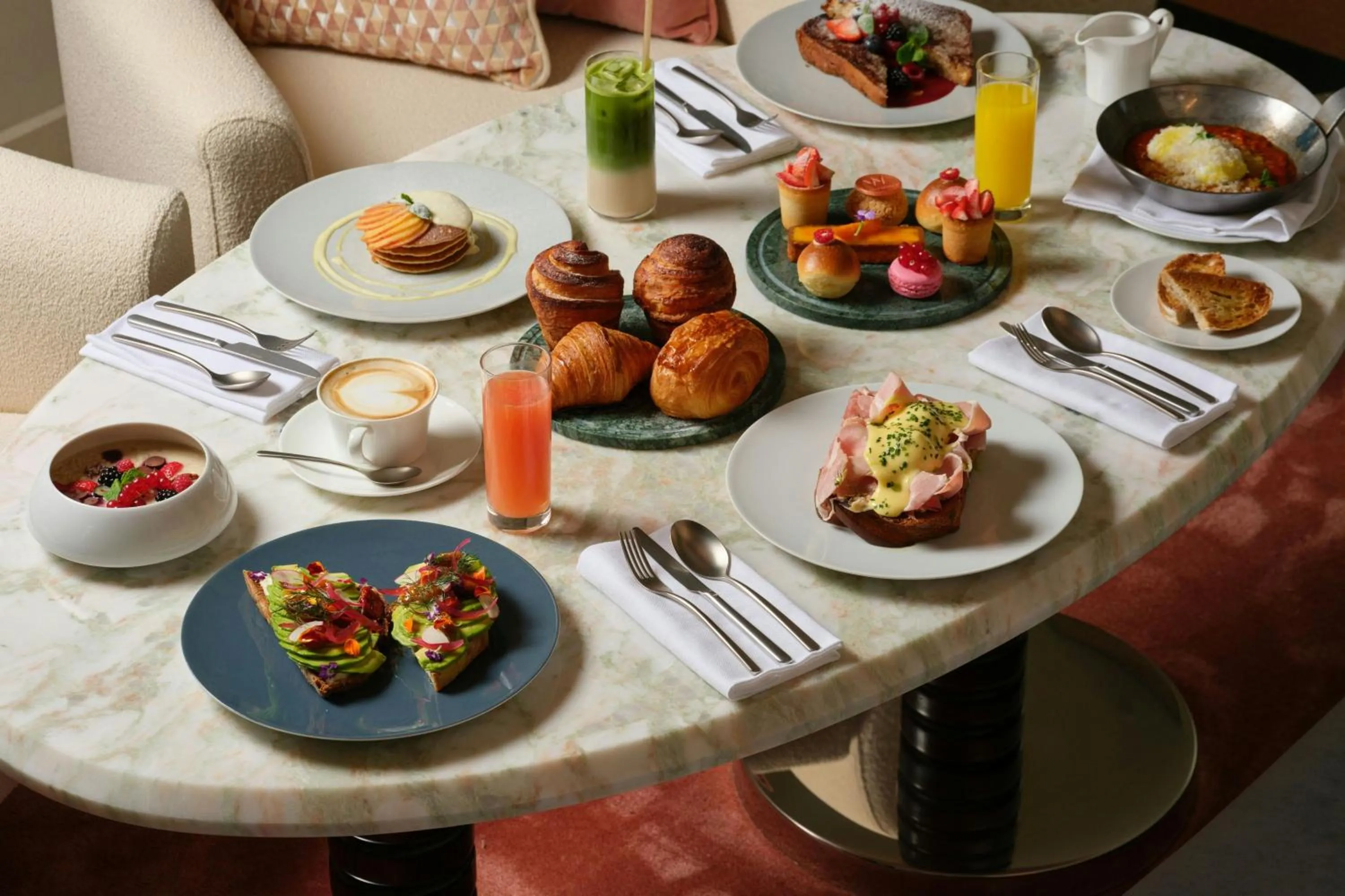 Breakfast in W Florence