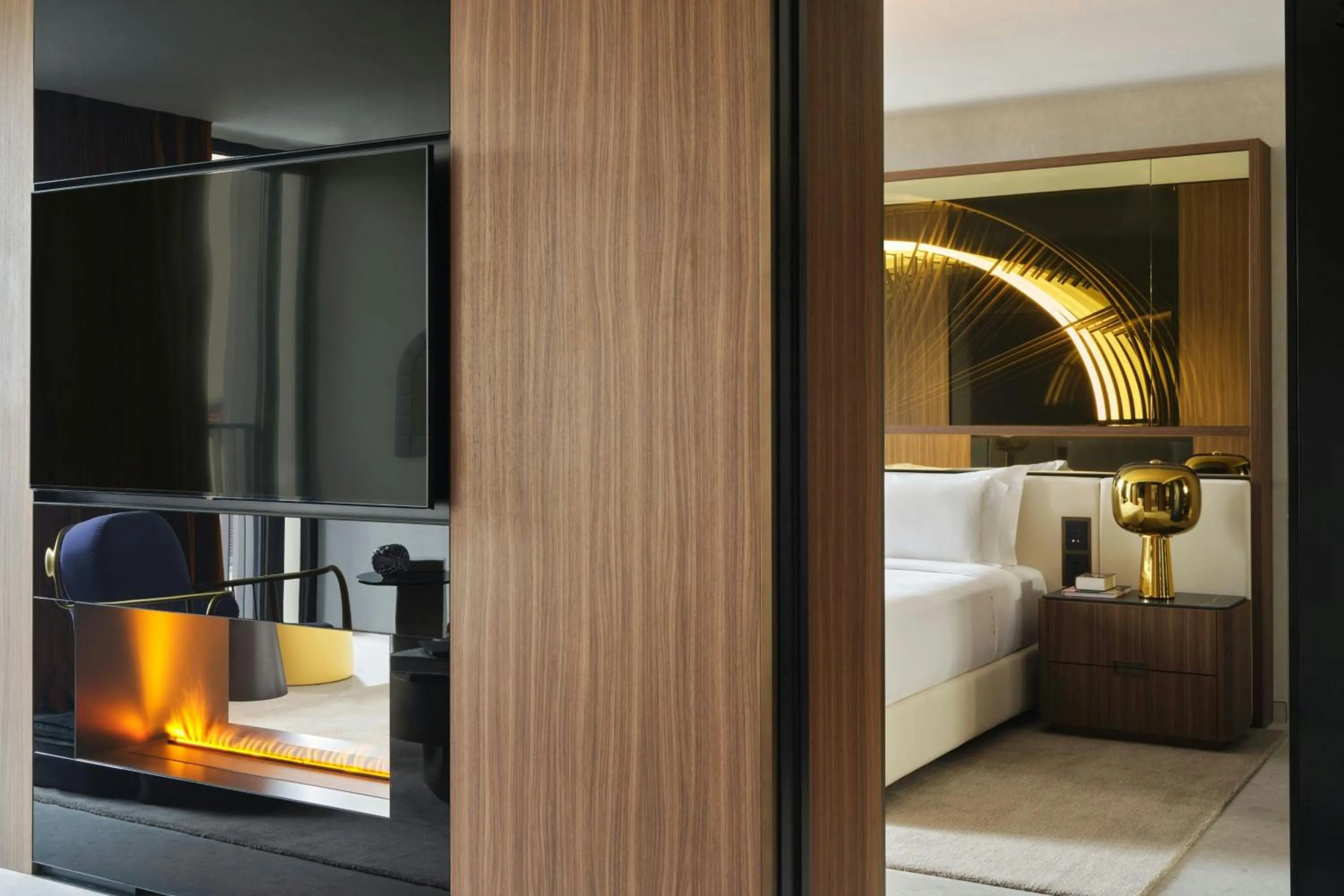 Bedroom, Bed in W Florence