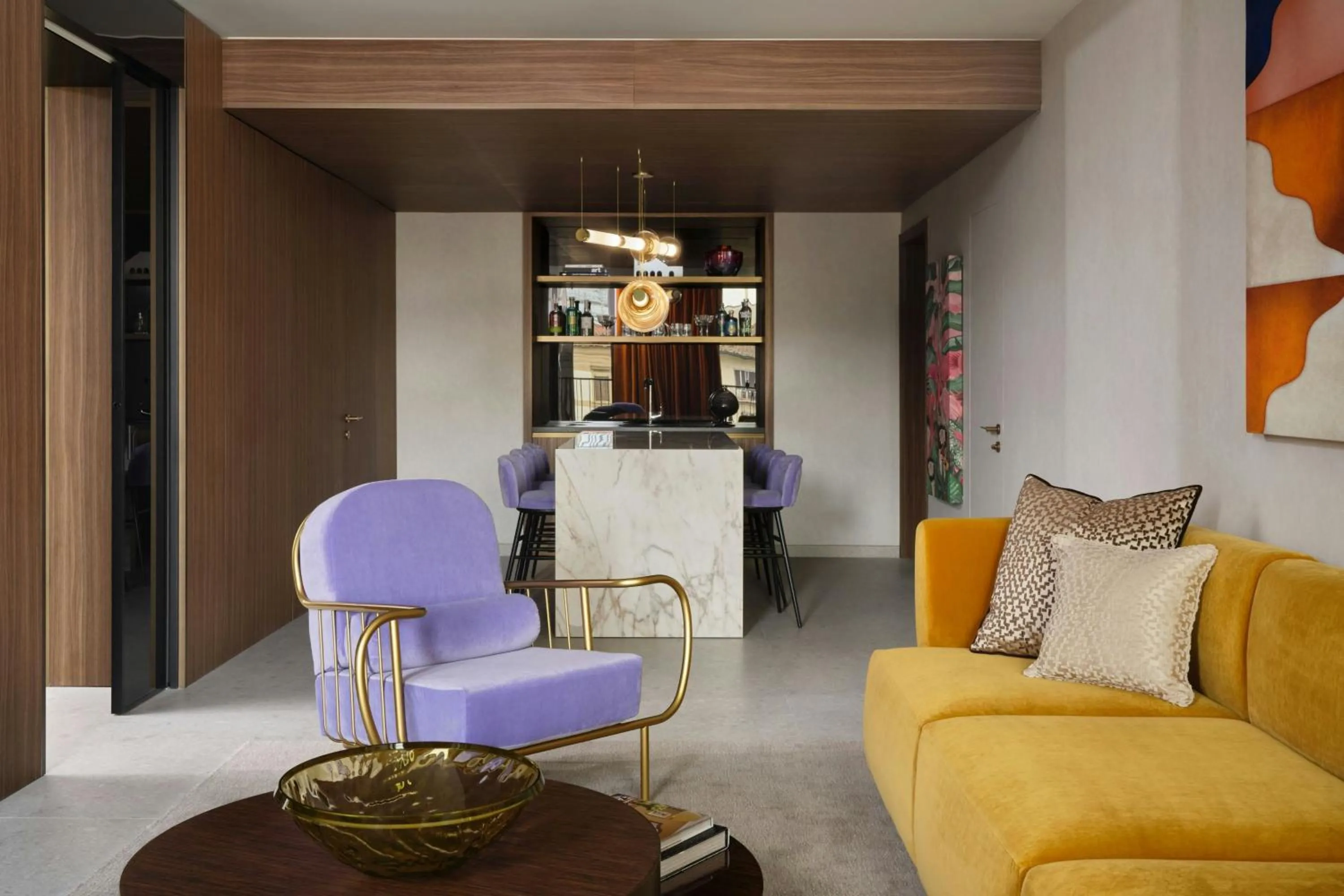 Lounge or bar in W Florence