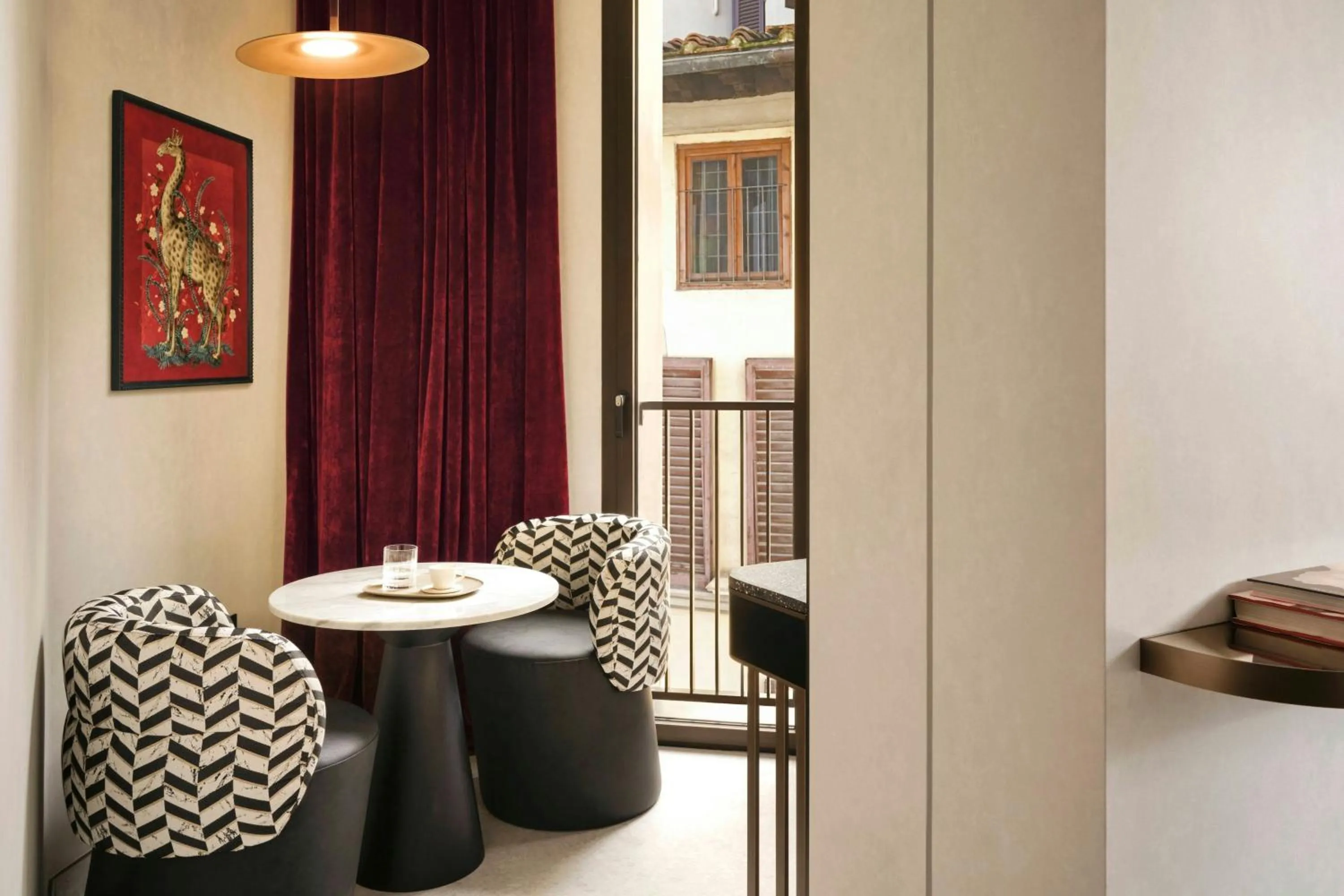 Bedroom in W Florence