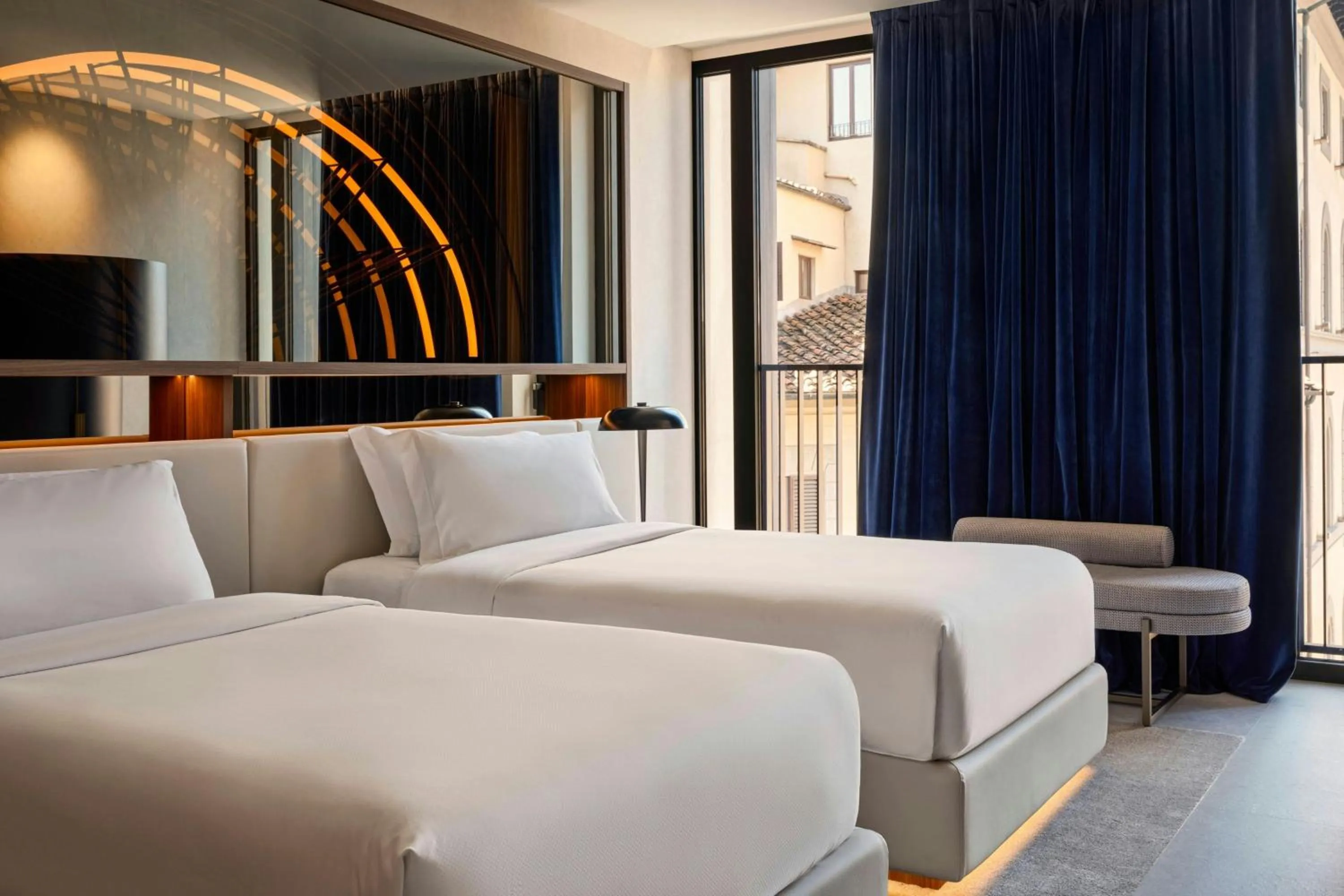 Bedroom, Bed in W Florence