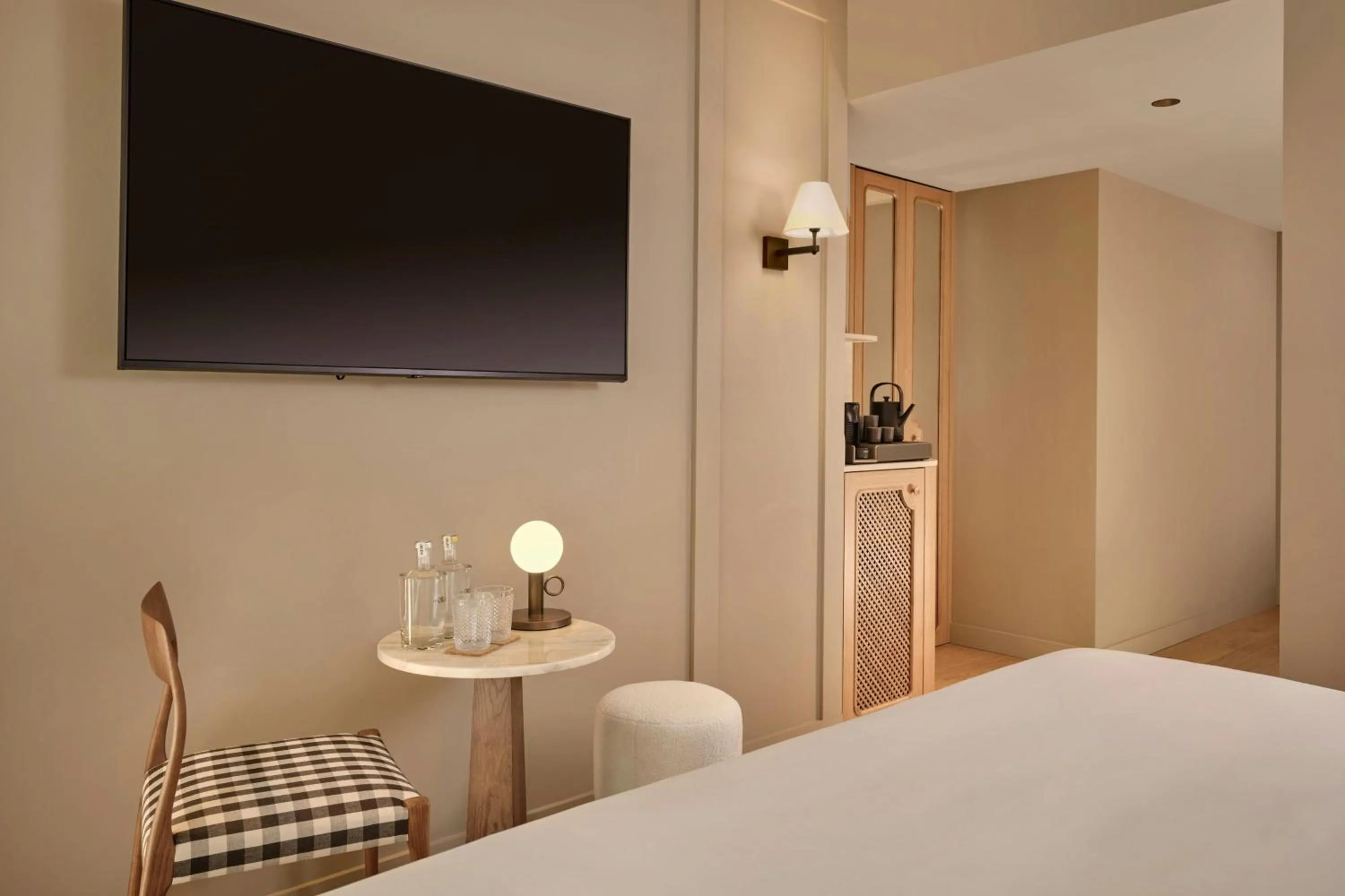 Photo of the whole room, Bed in Origine Porto Gaia, a Tribute Portfolio Hotel